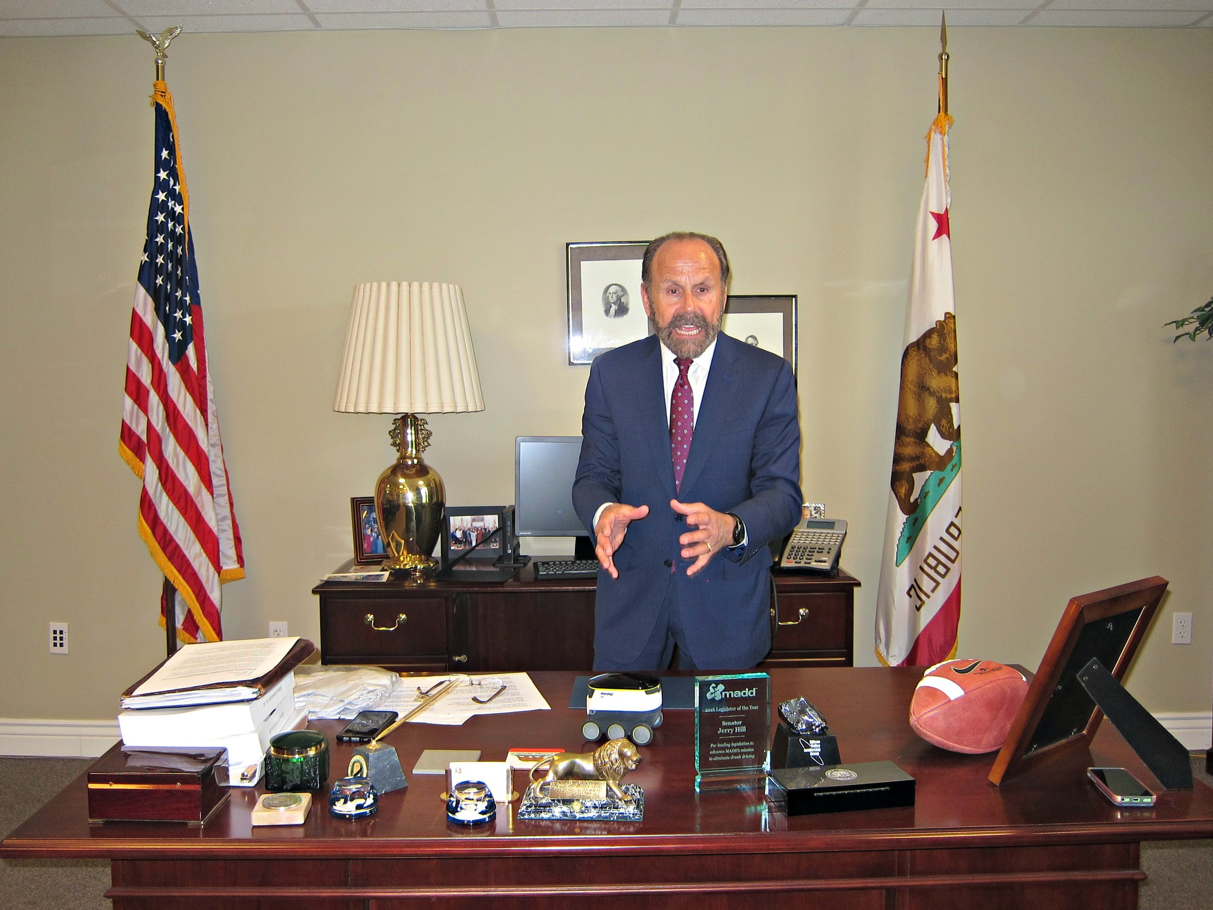 Senator Jerry Hill Honors 2016 PVSA winners at EqOpTech