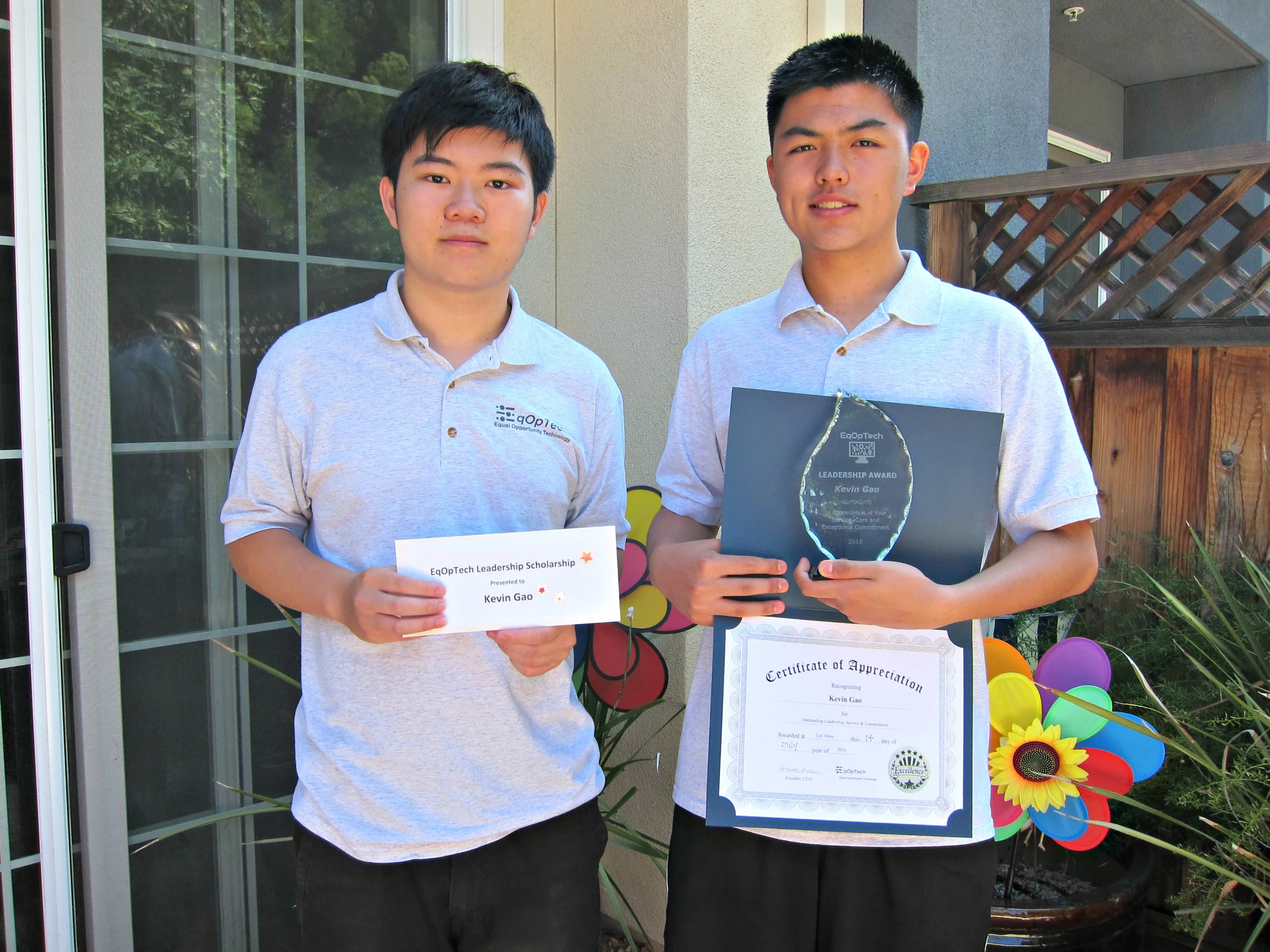 Kevin Gao (right), Terence Lee