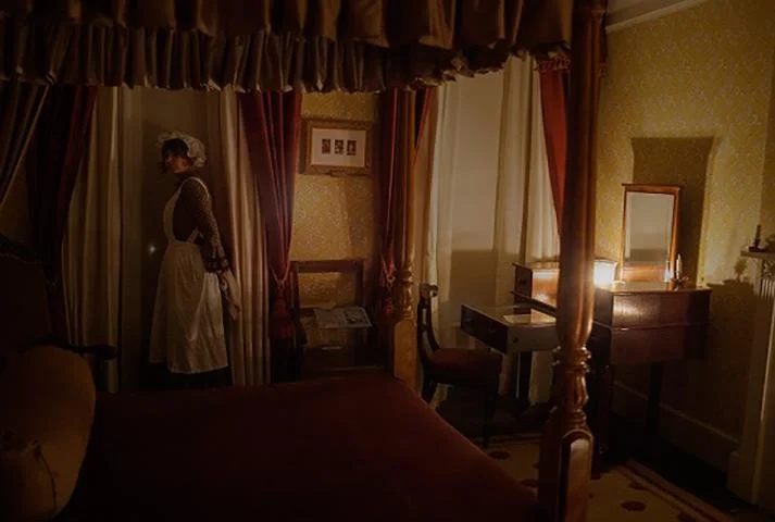 costumed_tours.jpg