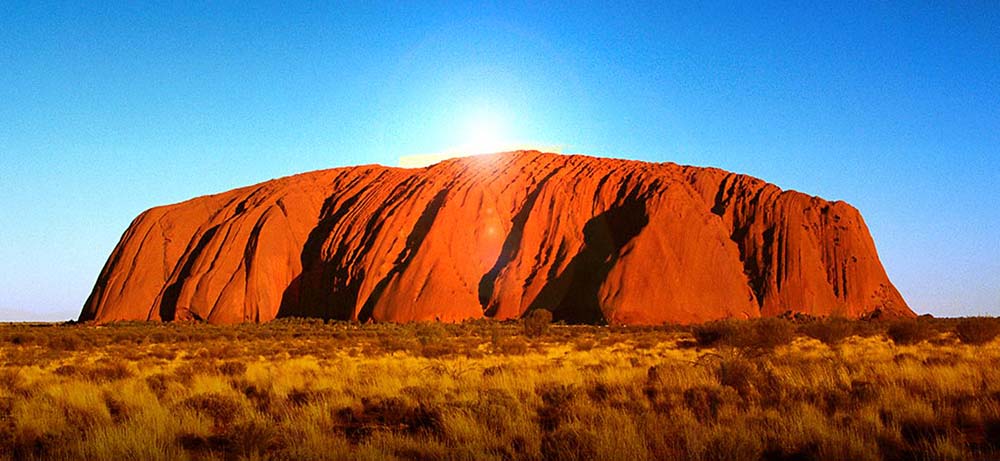 uluru.jpg