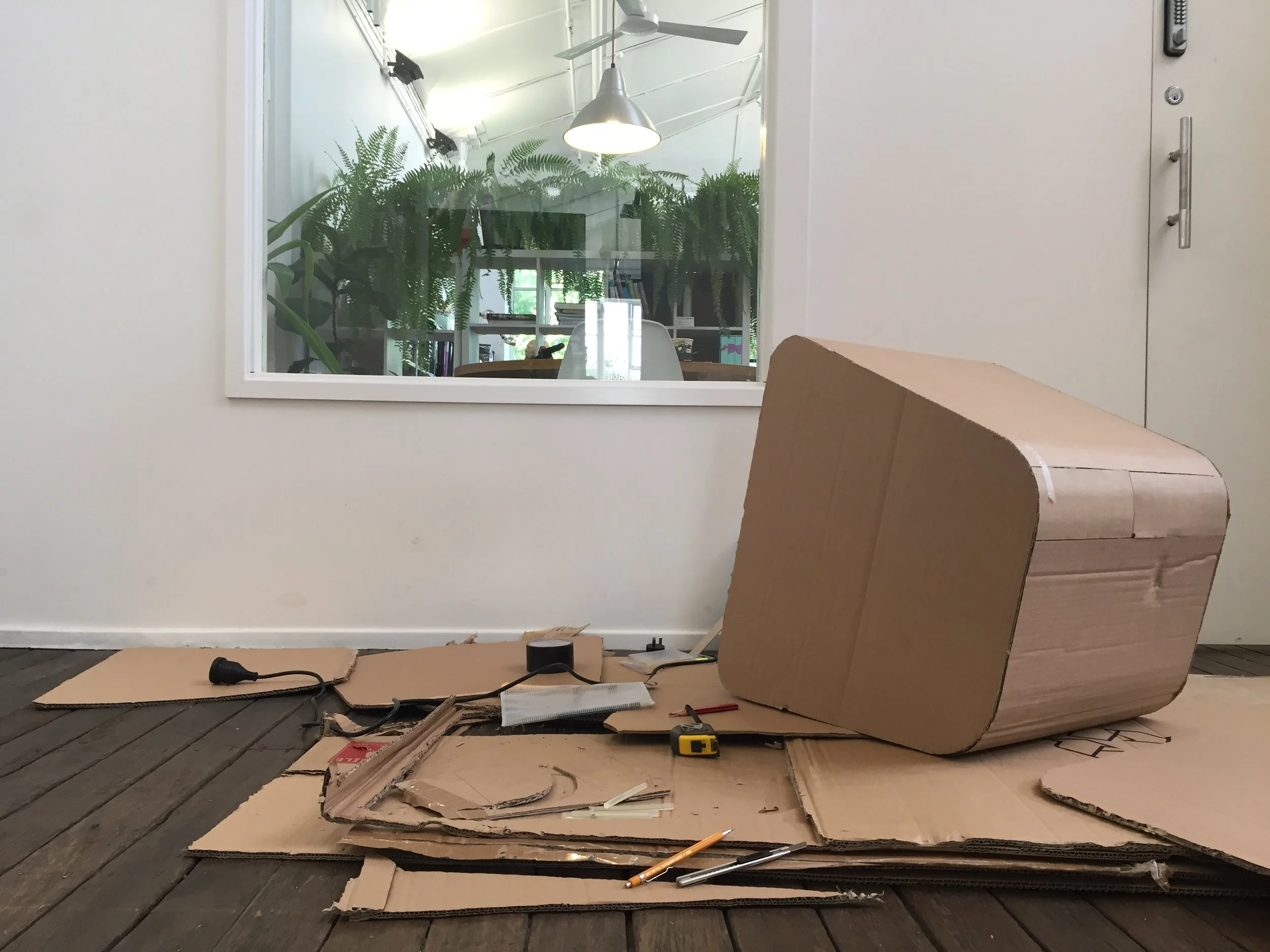 BUA-wip cardboard model RDO RH