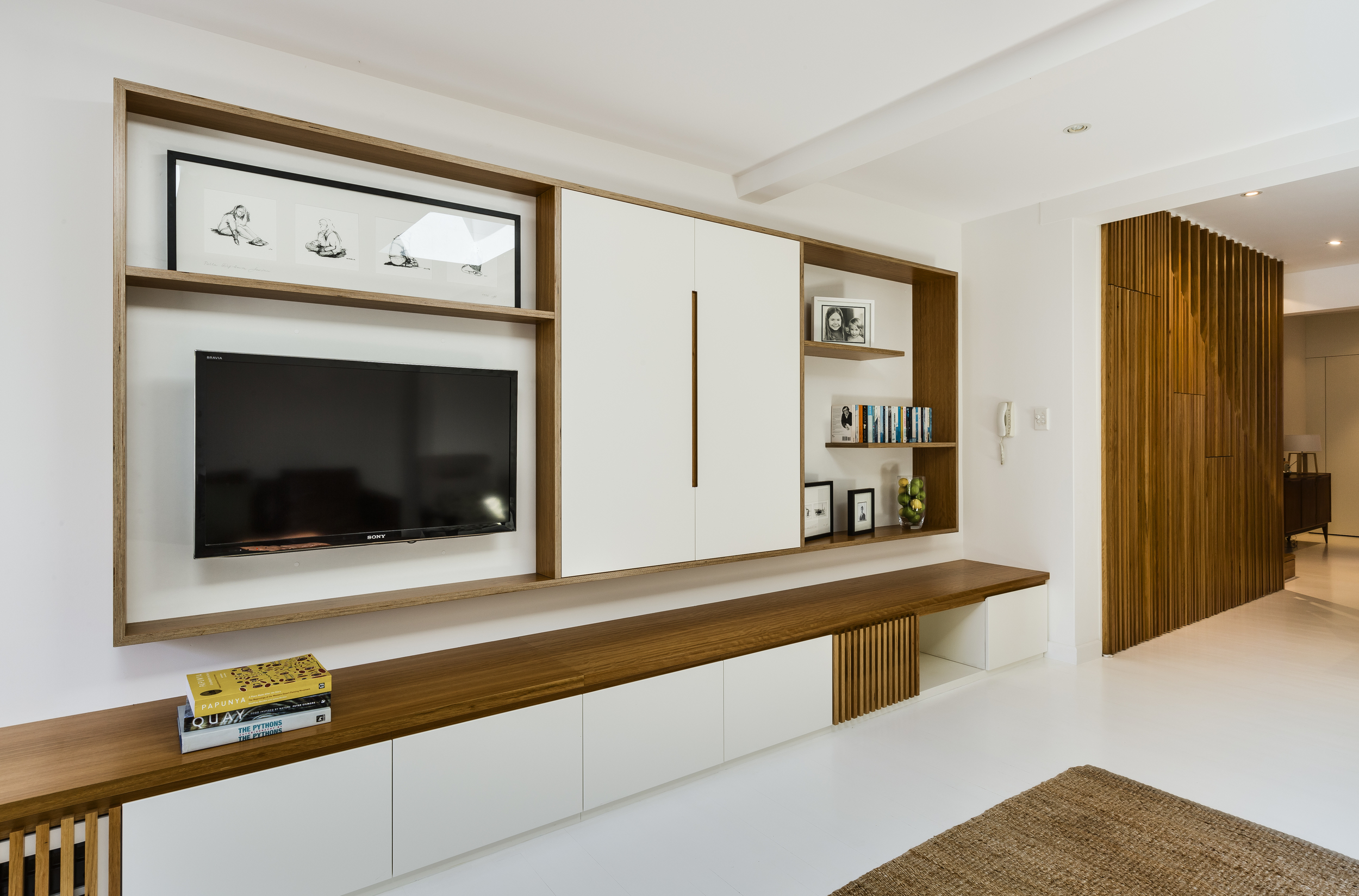 JaneJohnson_BondiJunctionTerrace_RobertWalsh_04.jpg