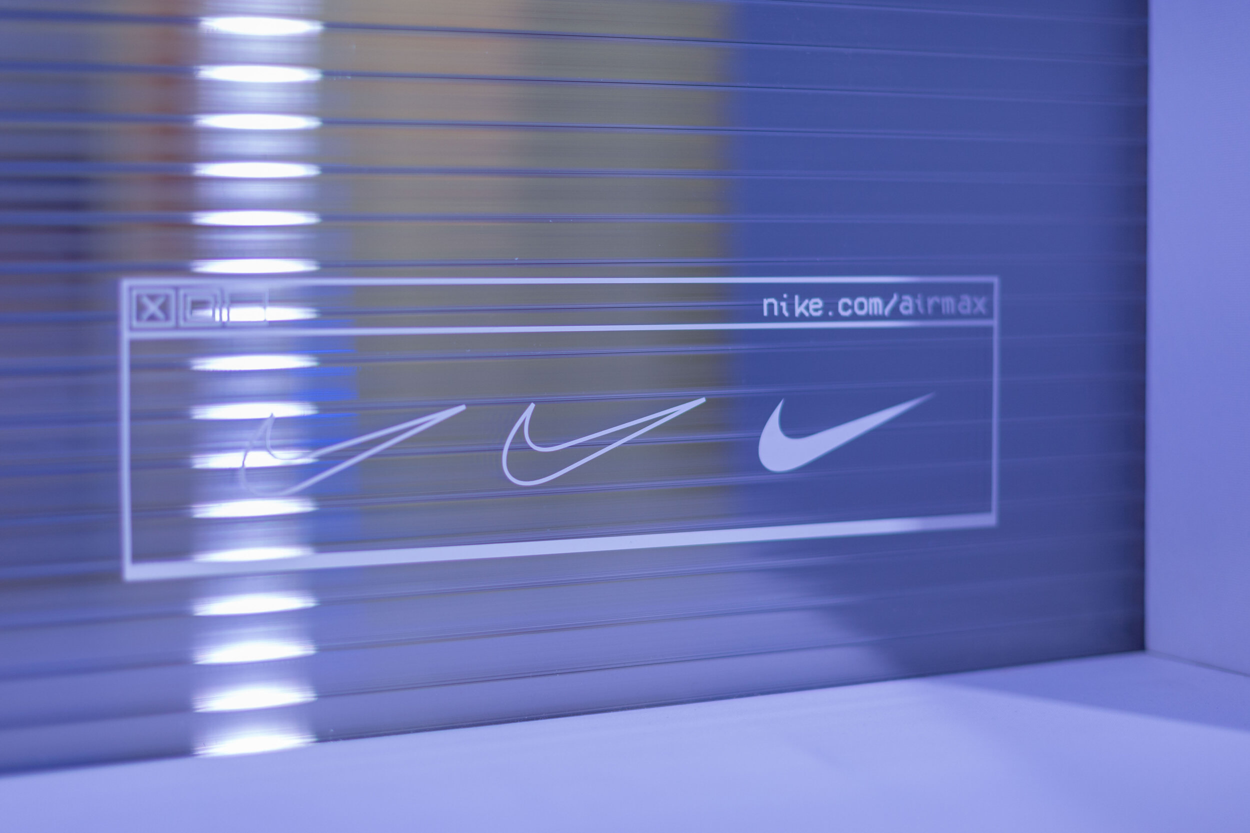 Nike-On-Air-Paris-29---ART-DIRECTION-+-DESIGN-BY-WWWESH-STUDIO-6.jpg