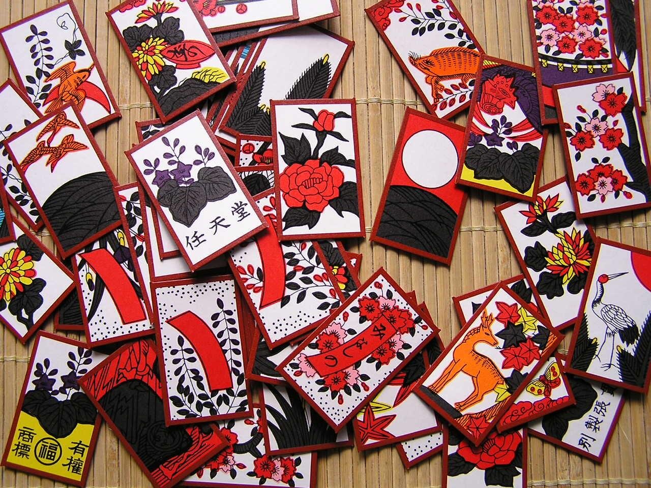 Хато игра. Японские карты ханафуда. Японская колода ханафуда. Японские игральные карты ханафуда. Японская Цветочная колода ханафуда.