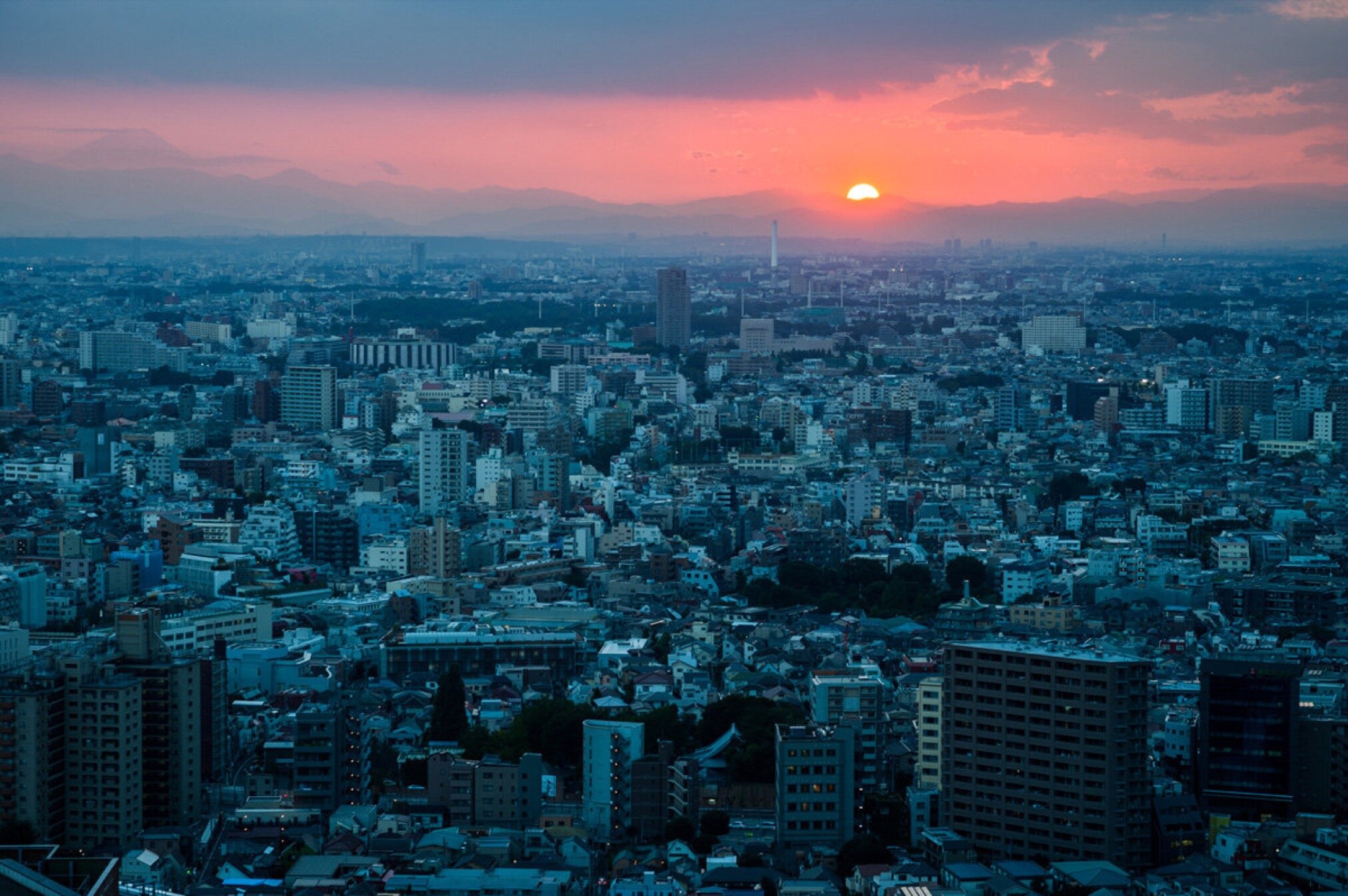 Time-lapse Photography from the Rooftops of Tokyo — Shooting in Tokyo —  EYExplore