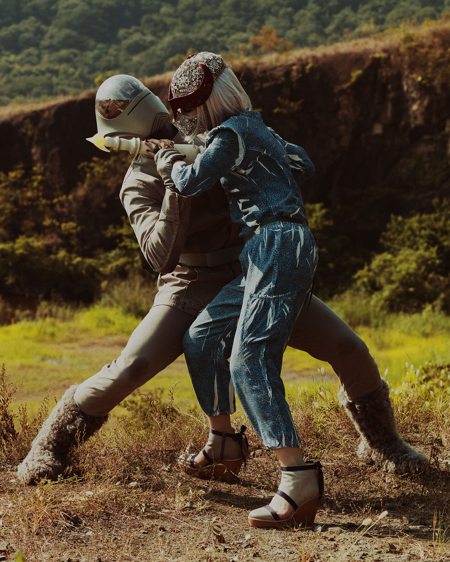 JUN TAKAHASHI MEETS ULTRAMAN - THE UNDERCOVER UNDERMAN JUN TAKAHASHI MEETS ULTRAMAN - THE UNDERCOVER UNDERMAN