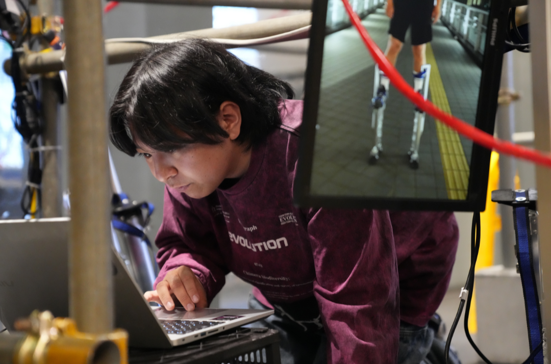 The Visionary From Above: JACKSON Kaki x PARCO SPECIAL IN YOU.