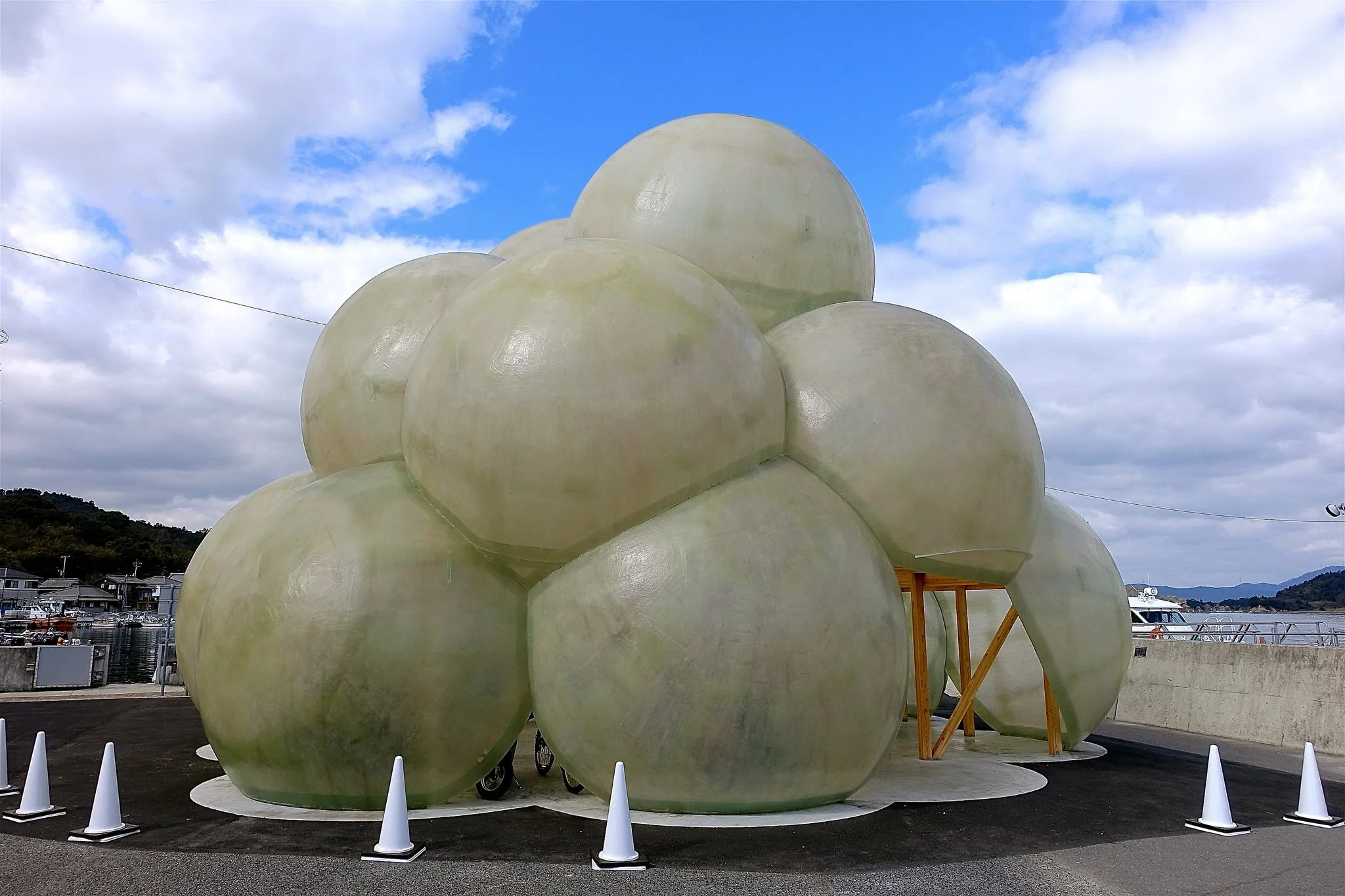 metalocus_naoshima-port_pavilion_sanaa_02.jpg
