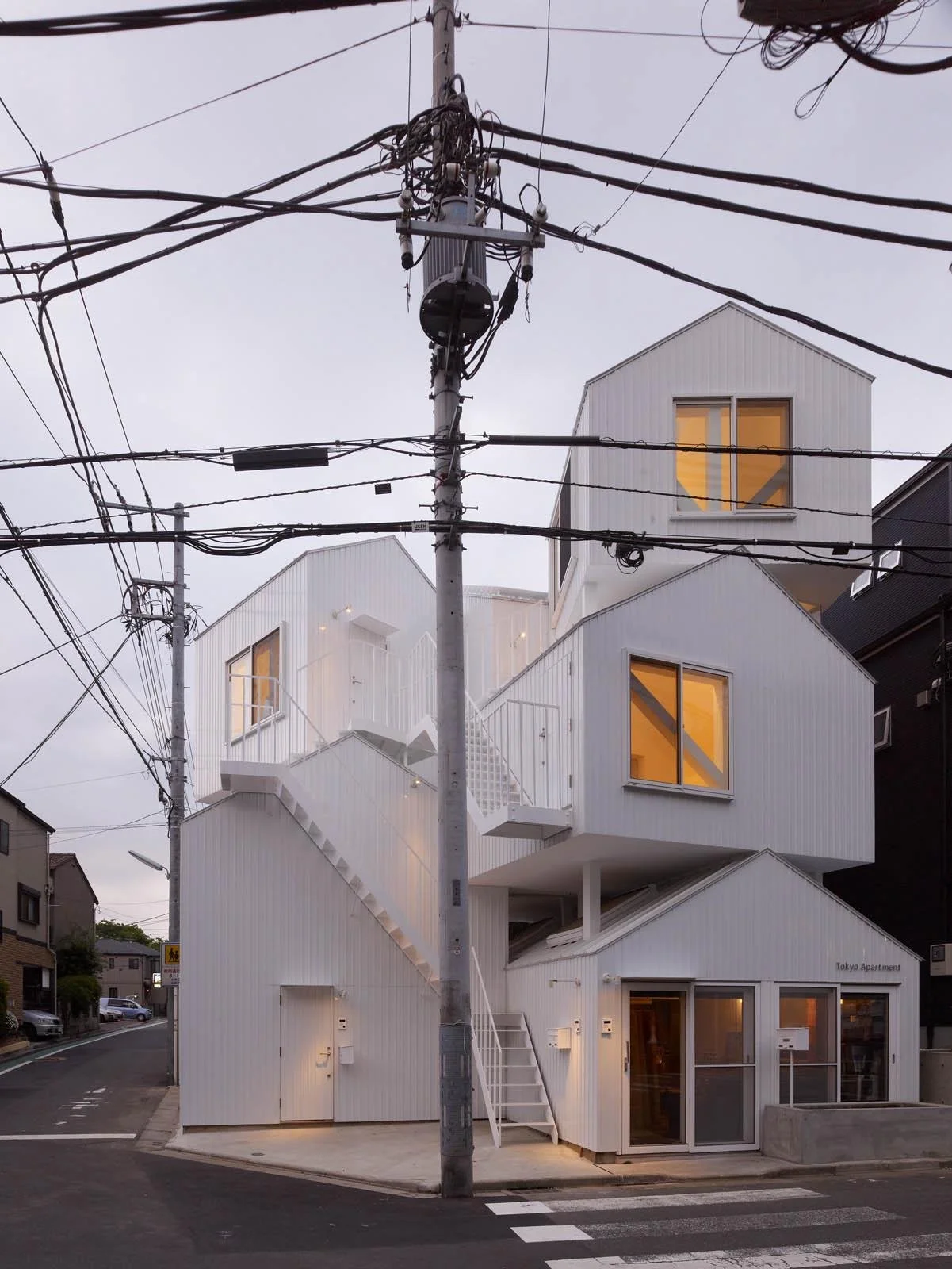 sou-fujimoto-architects-tokyo-apartment.jpg