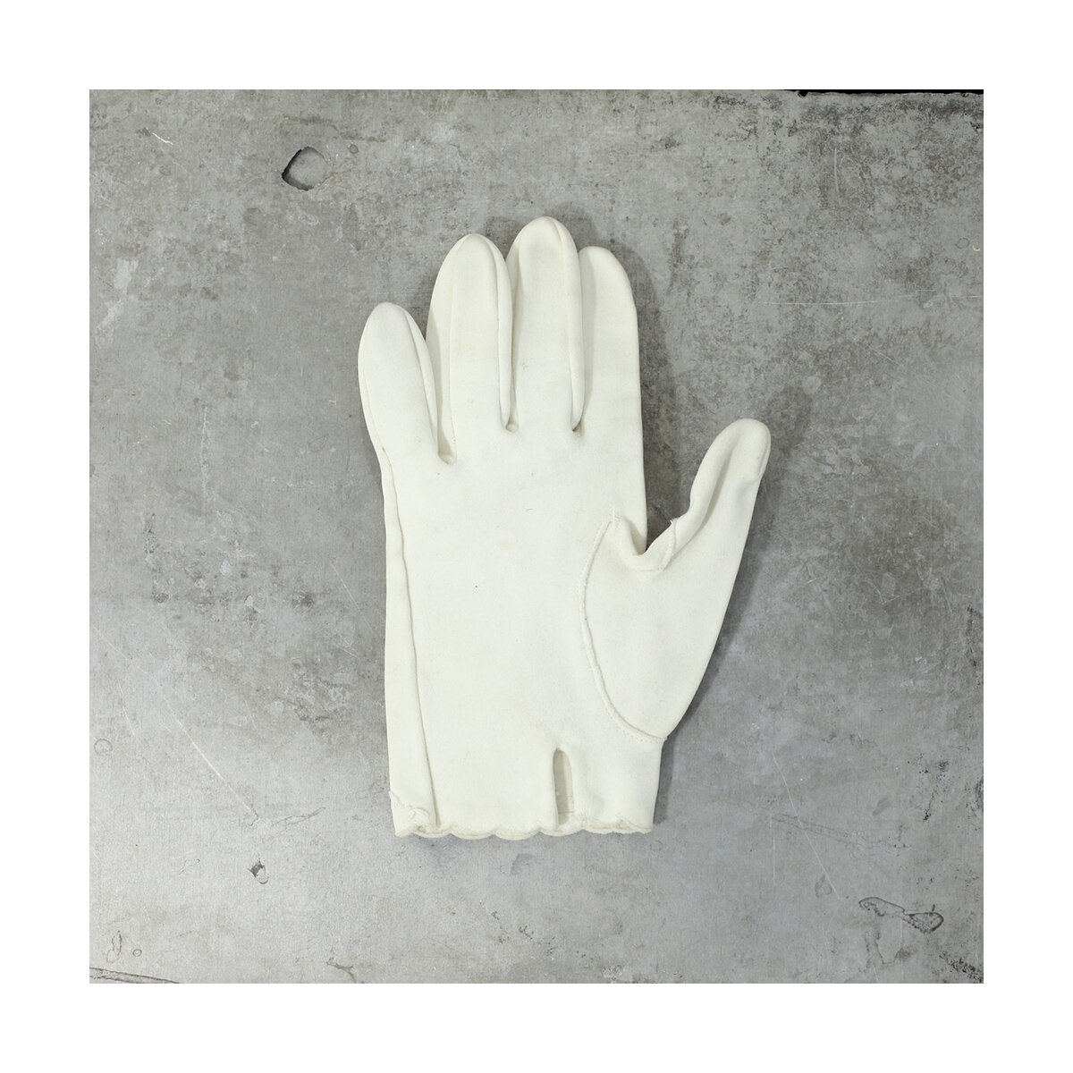 Quinceñeara Glove, 2015