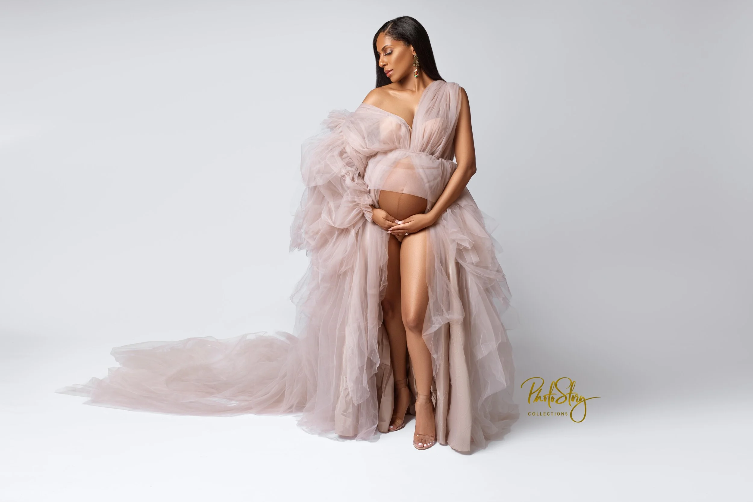 A NEW YORK CITY MATERNITY SESSION | LENNEAR + WARREN