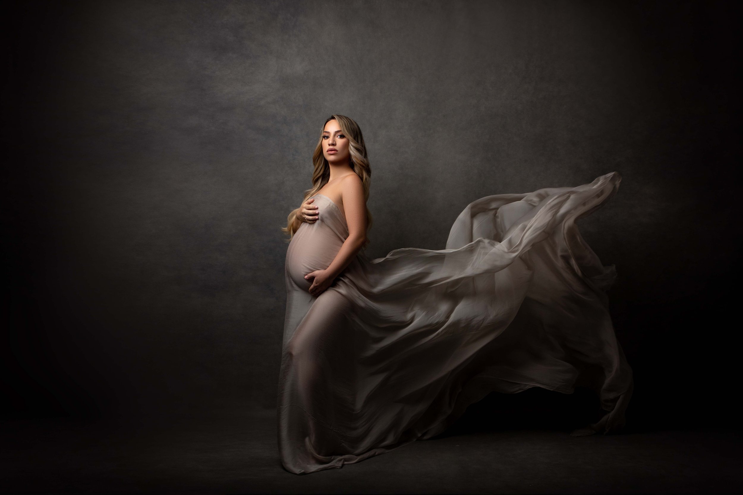 Studio Maternity Photography  Kelly & Dorando 