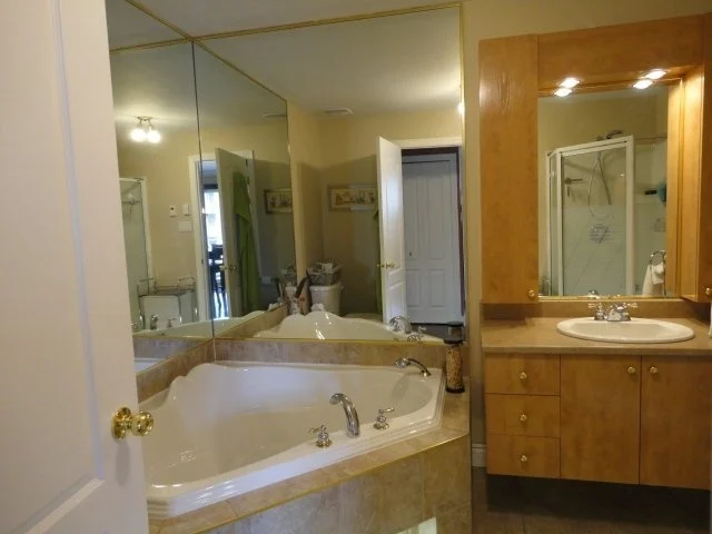 salle-de-bain-4905-Av-Colomb-app-202-Brossard-qc.jpg