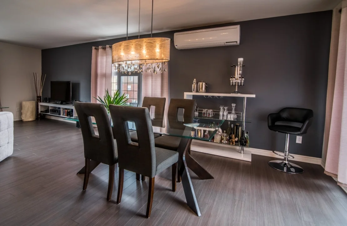 dining-room-view-6135-rue-de-lusa-app-5-brossard-qc.jpg