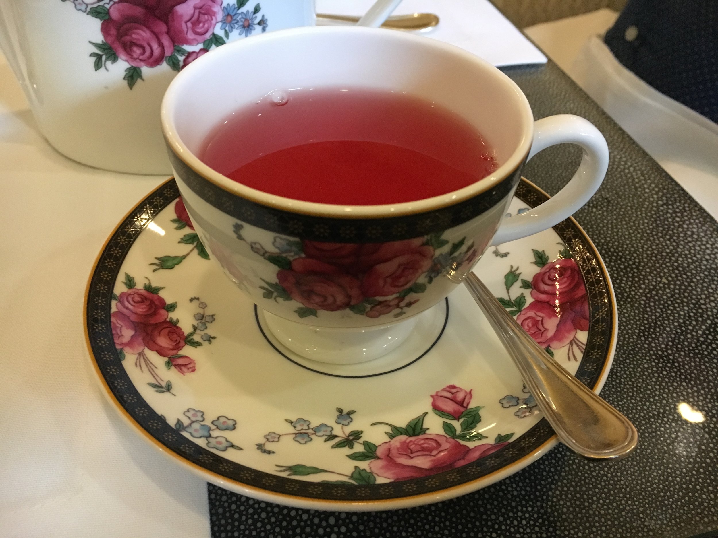 Pretty tea in a pretty cup at the pretty Langham Hotel.