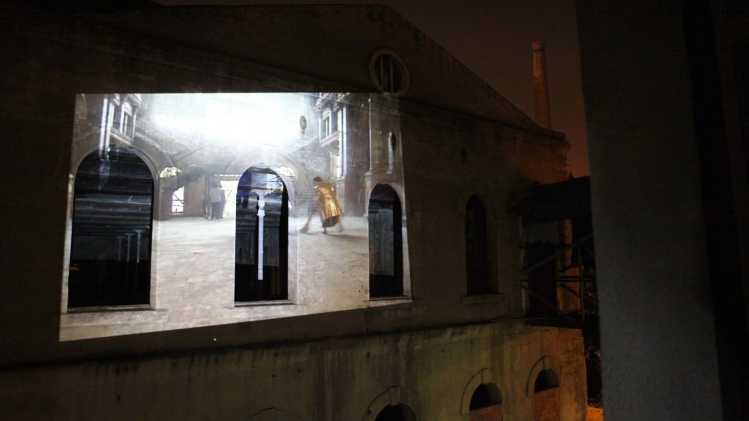 Mobile Monument, Hangar, Barcelona - Open Sequence@22, 2012 photo : Hwayong Kim 