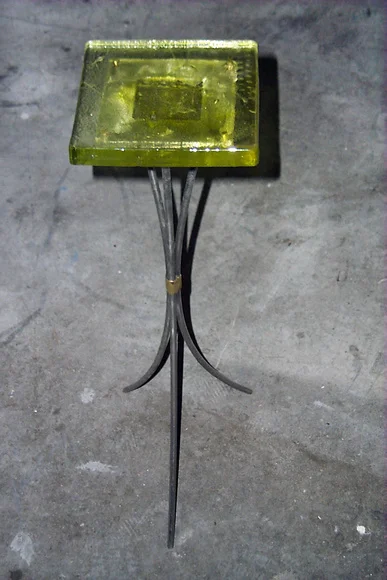 Classical Accent Table