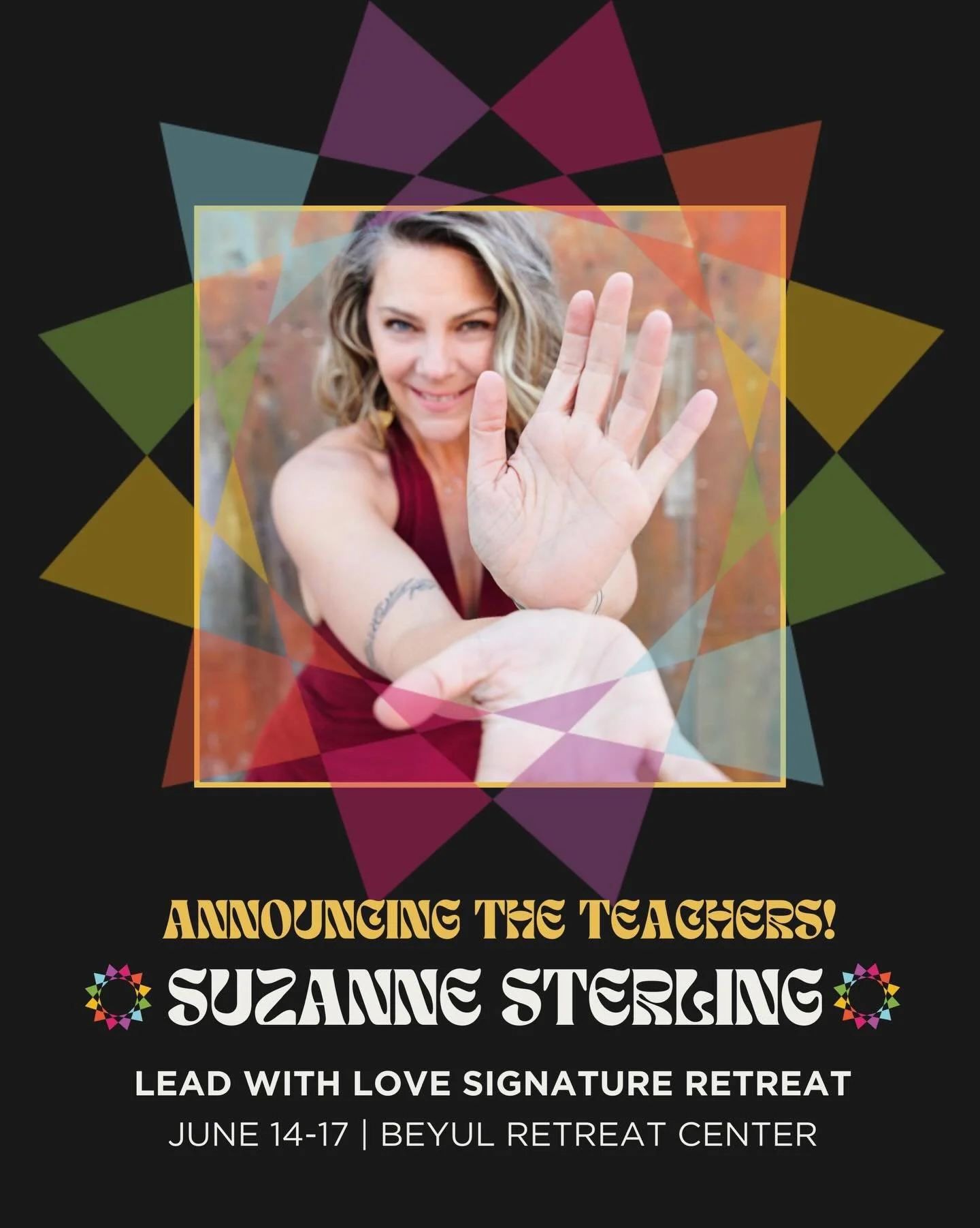 Another wonderful being is joining the list of incredible teachers that will lead our 𝐋𝐞𝐚𝐝 𝐰𝐢𝐭𝐡 𝐋𝐨𝐯𝐞 𝐒𝐢𝐠𝐧𝐚𝐭𝐮𝐫𝐞 𝐑𝐞𝐭𝐫𝐞𝐚𝐭 at @beyulretreat this June 14-17: @suzannesterlinglive !! 💕

Suzanne Sterling is a musician, teacher, 