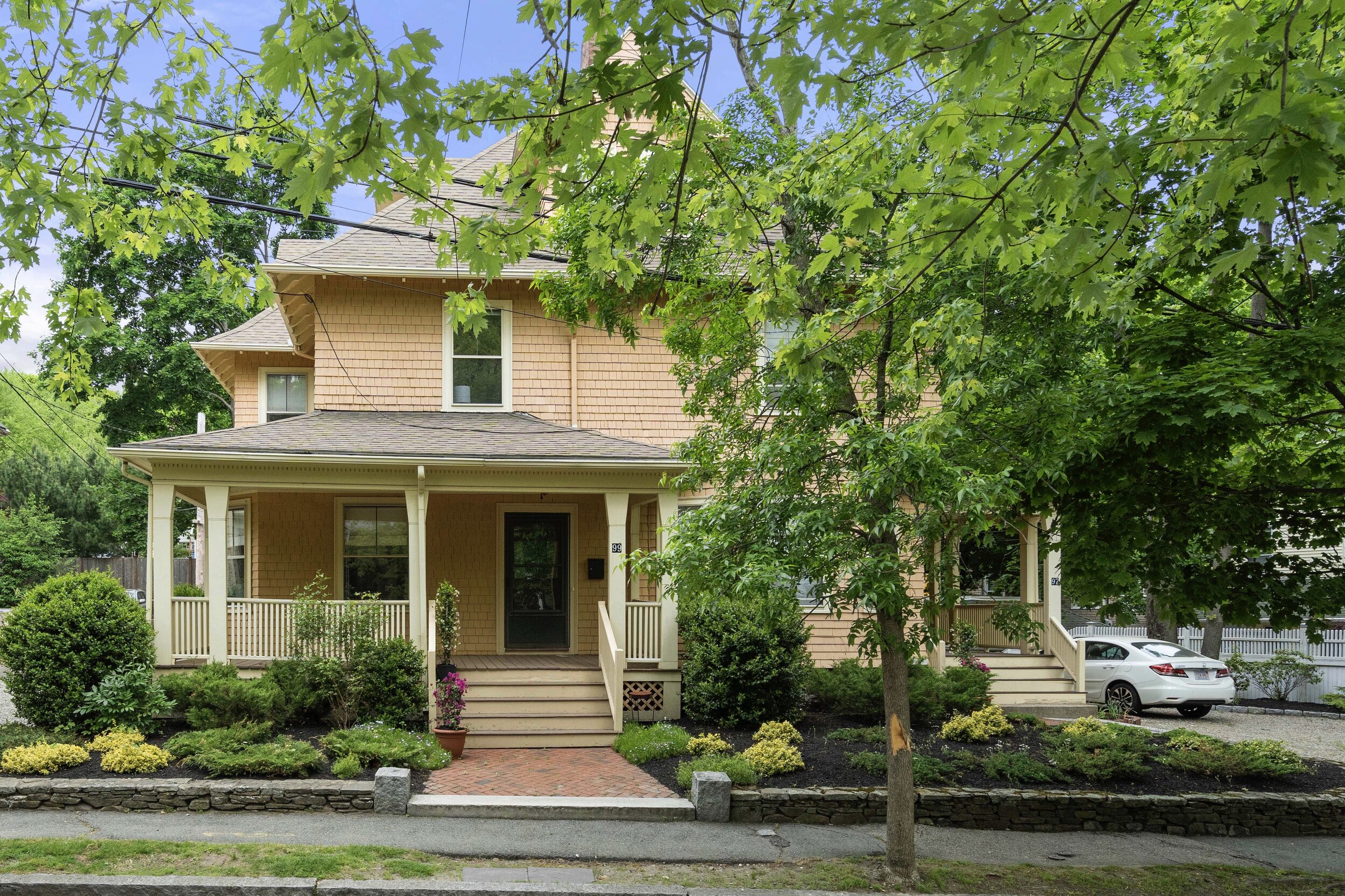 99 Bartlett Avenue
