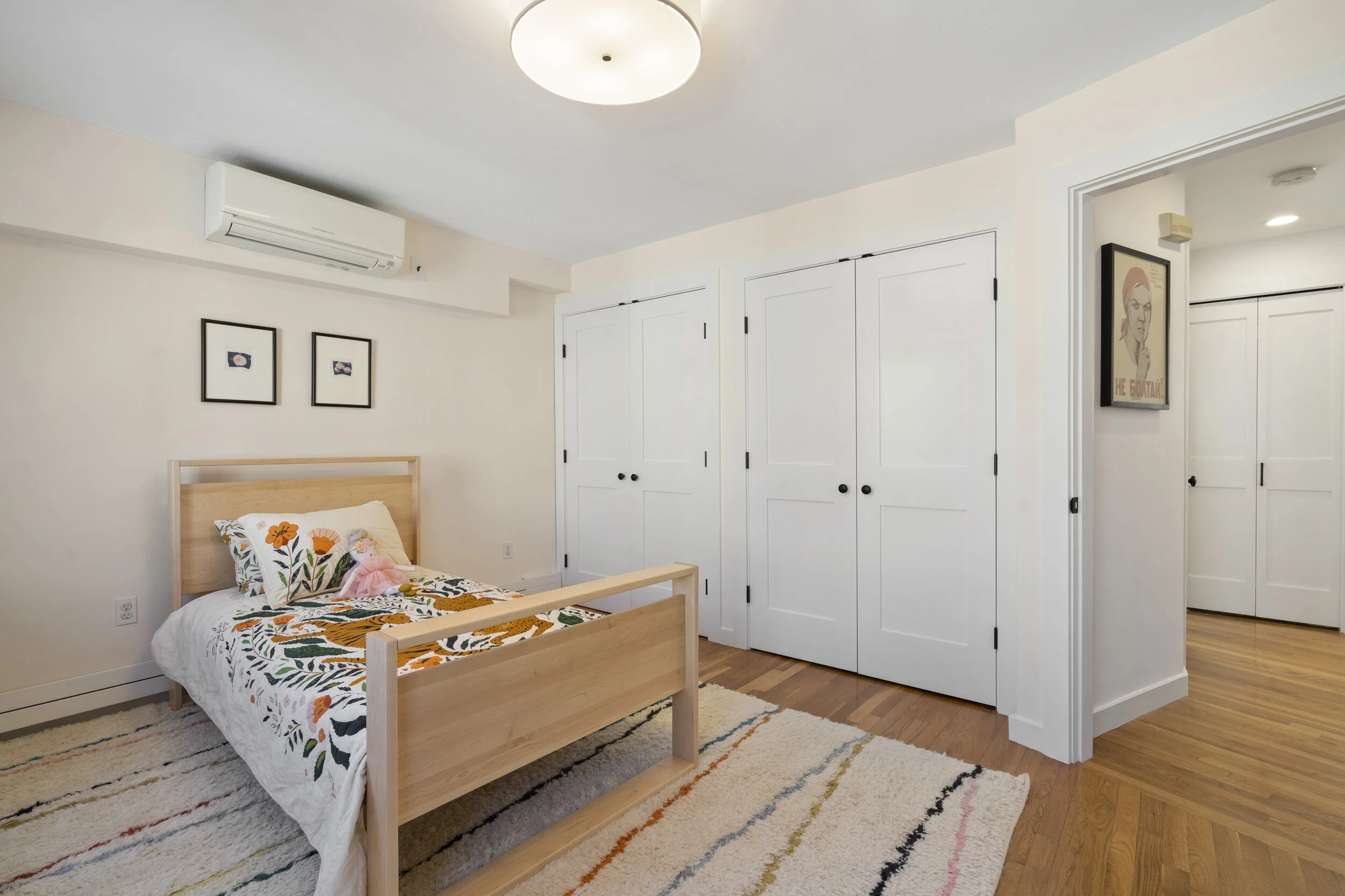 Bed 5.jpg