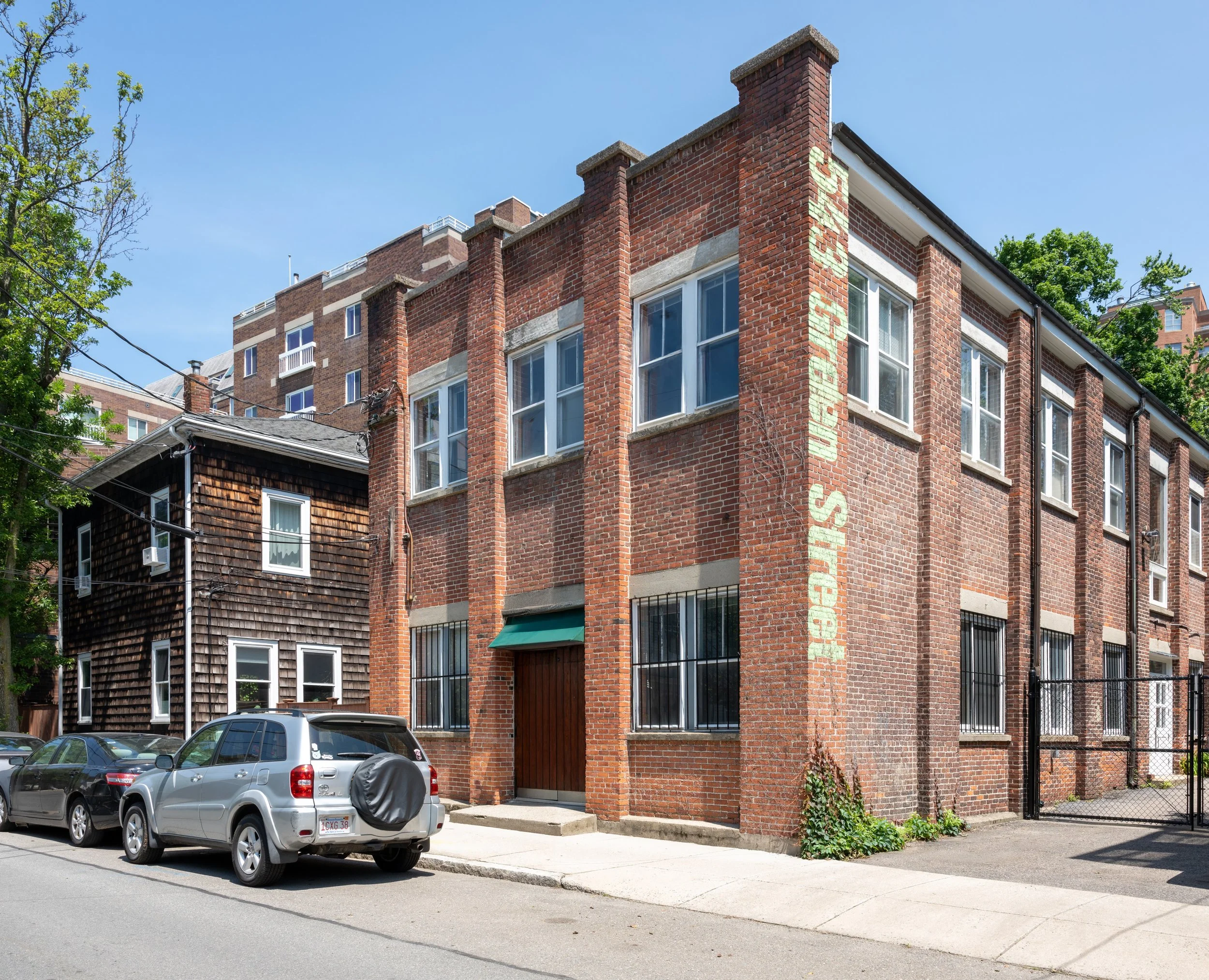 543 Green Street