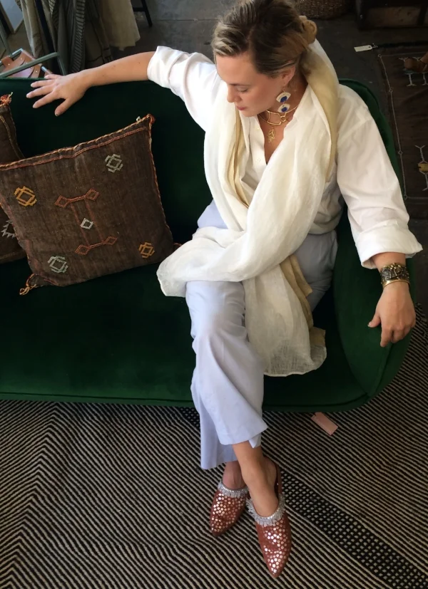 HILDE wears our babouche in spice