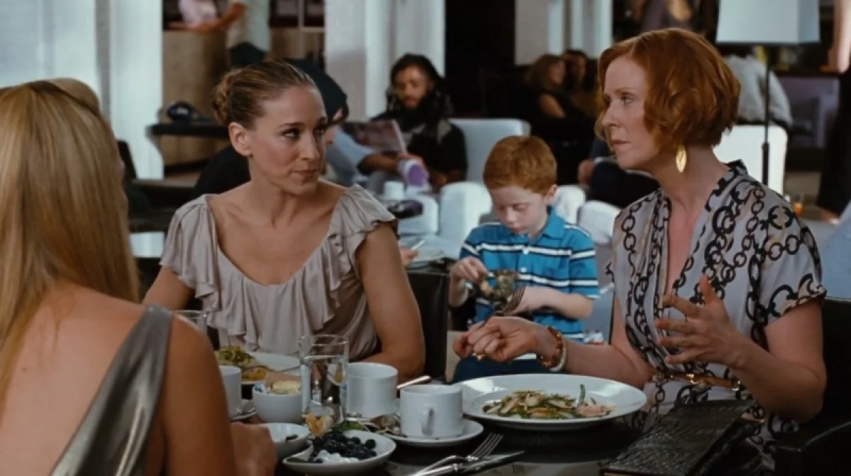 The ladies from Sex and the City (2008) at Mercer Kitchen. Image via MovieTrip.