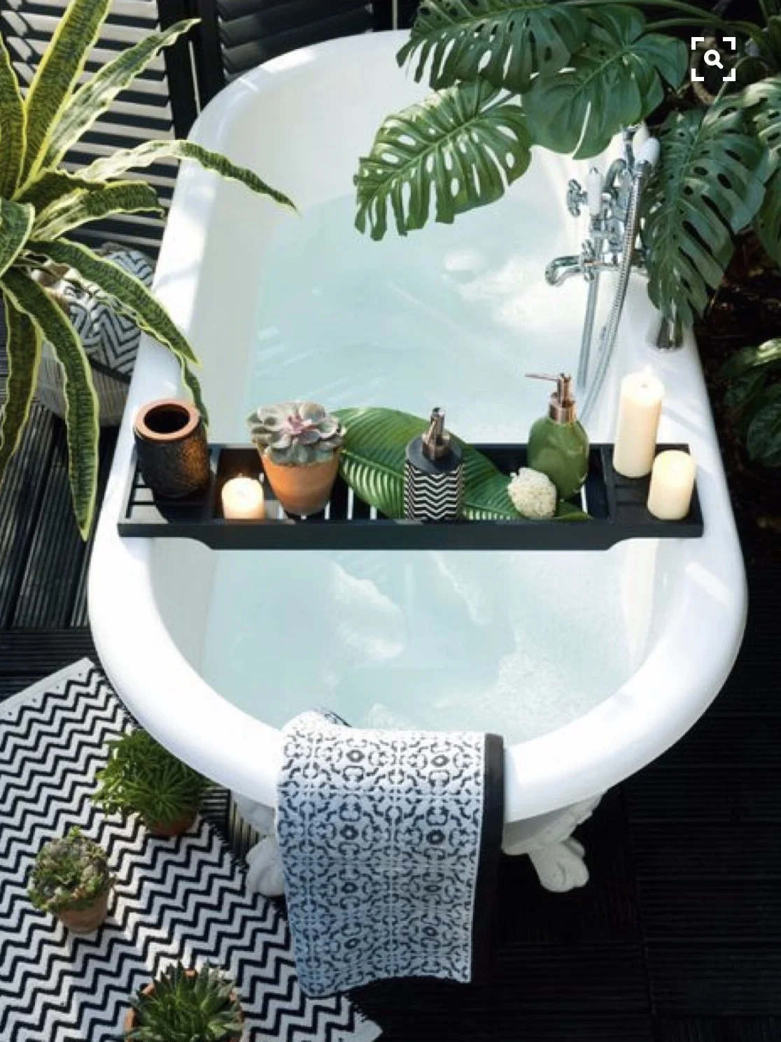 Goddess bathes are a fabulous way to let your mind and body unwind.