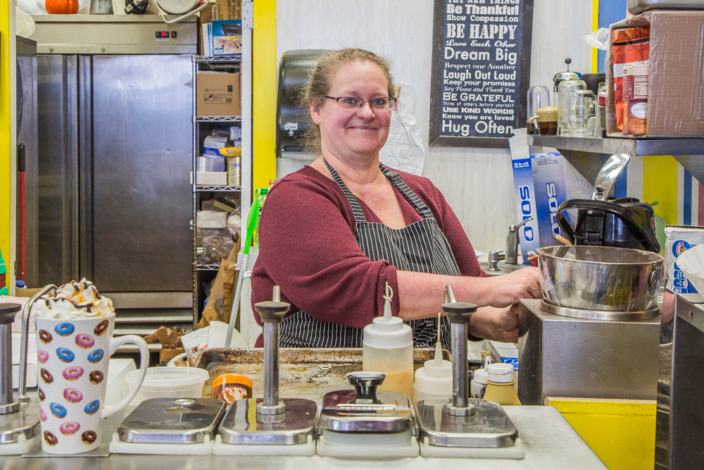 Diane Reeder and Kingston Candy Bar — John Fischer Photography