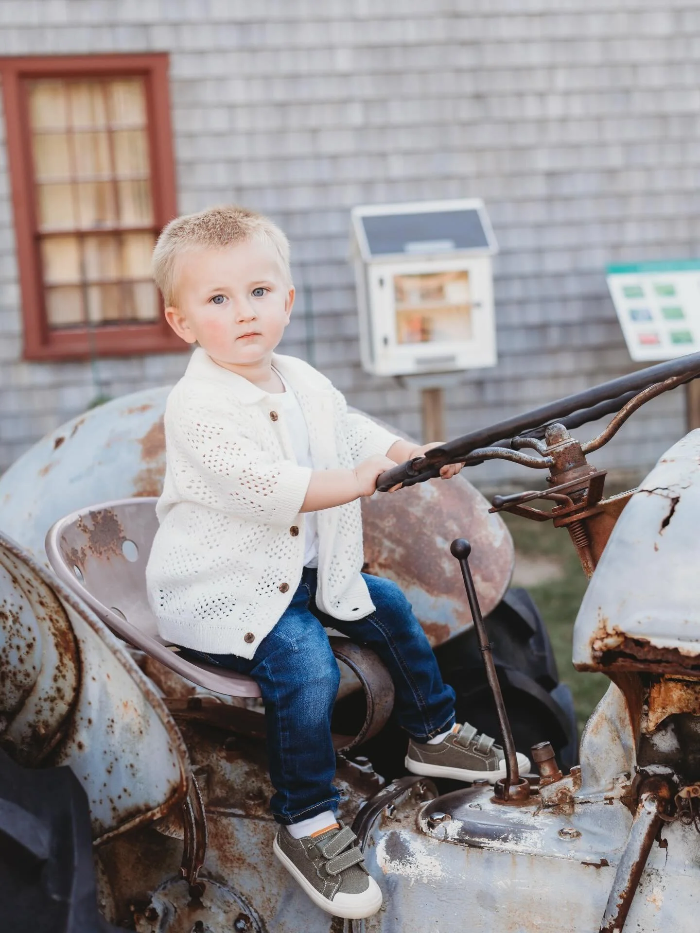 Happy Birthday Vincent 🤍

#simplyrootedmama #middlechild #birthdayboy