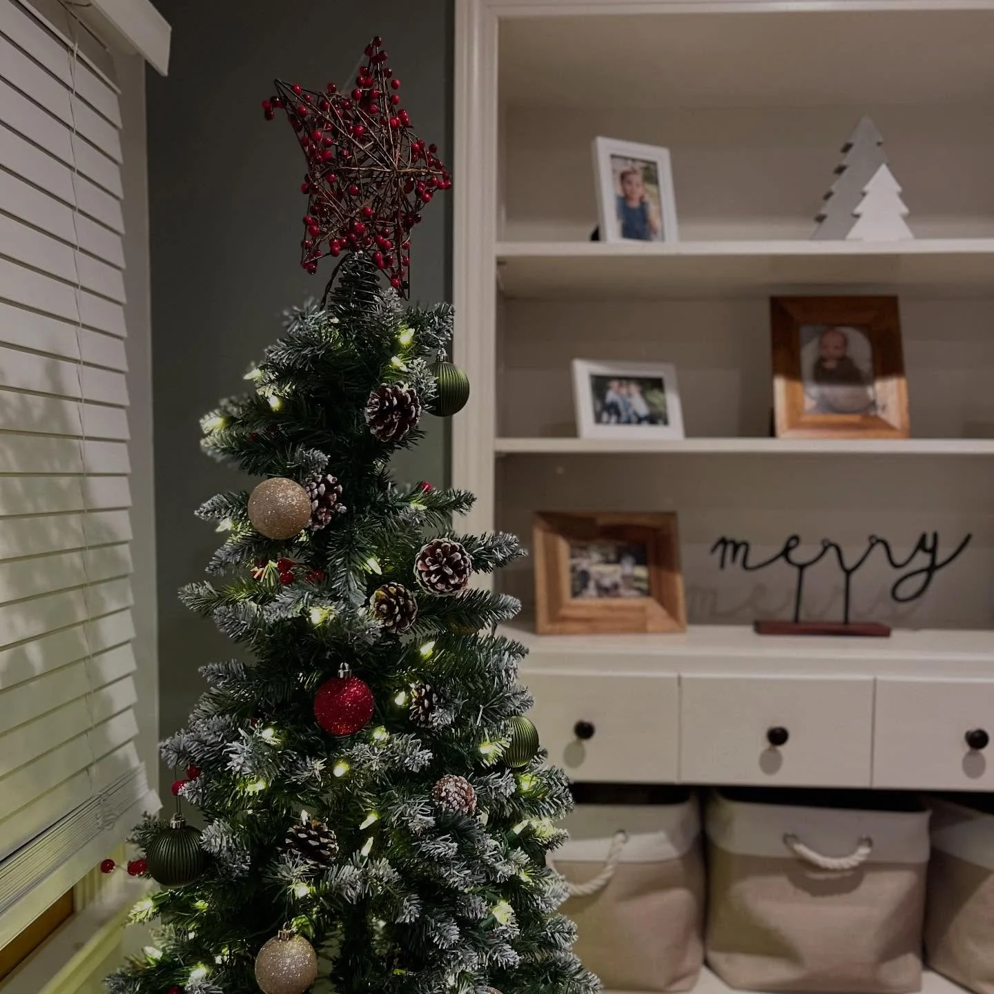 This season is full of sticky fingers, big feelings, and very little quiet.

Juggling motherhood, my business, and everything in between. While it&rsquo;s a lot, it&rsquo;s also everything. The chaos, the noise, the exhaustion&hellip; I&rsquo;m livin