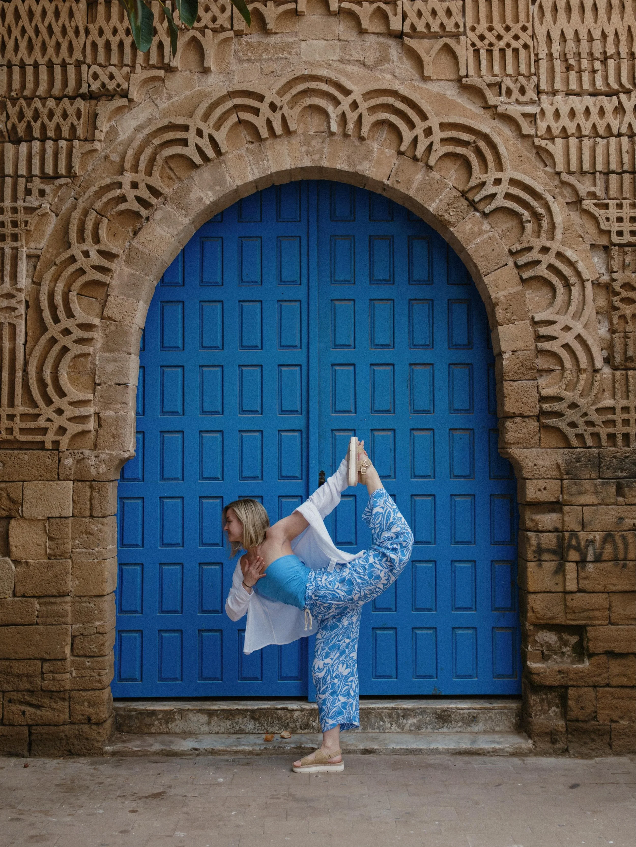 There is strength in softness, power in surrender, and beauty in bending without breaking.

#SimplyRootedSoul #EliteNationRetreat #SolSeedRetreats