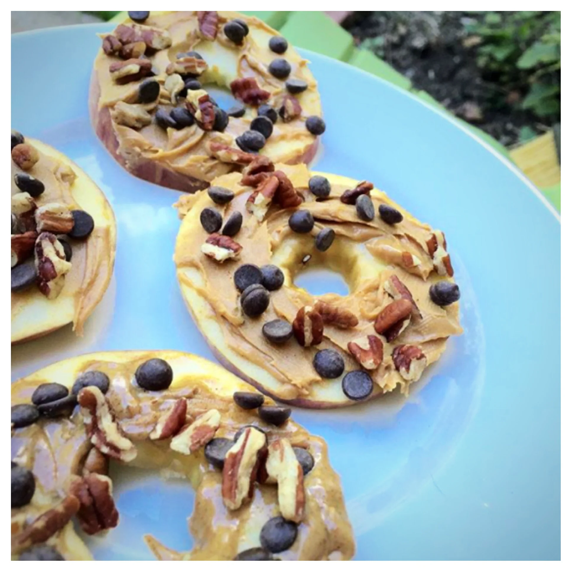 Lip-smackin' Apple Sammies