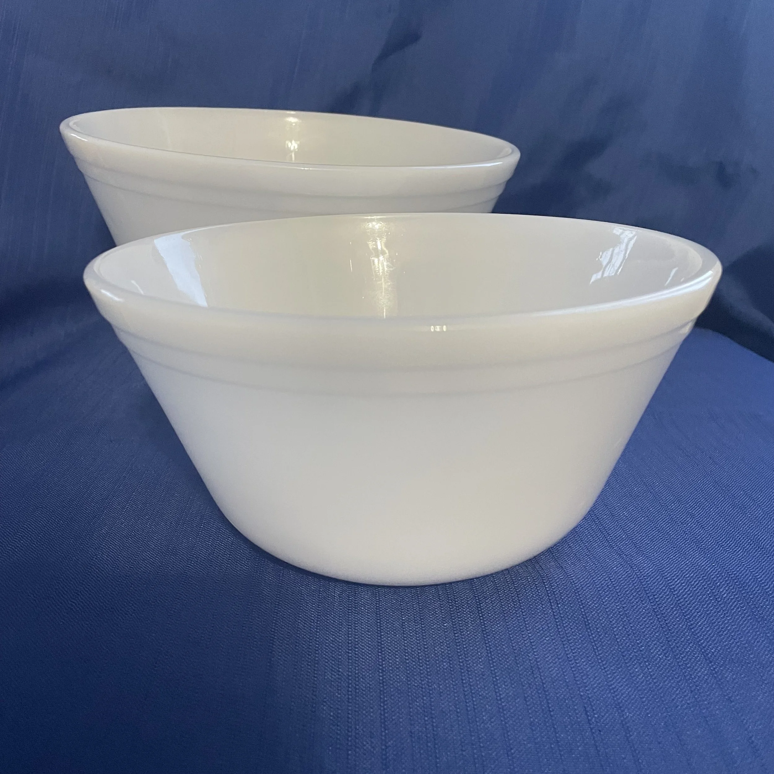 Fire-King Milk Glass Nesting Bowls 4jpeg.jpeg