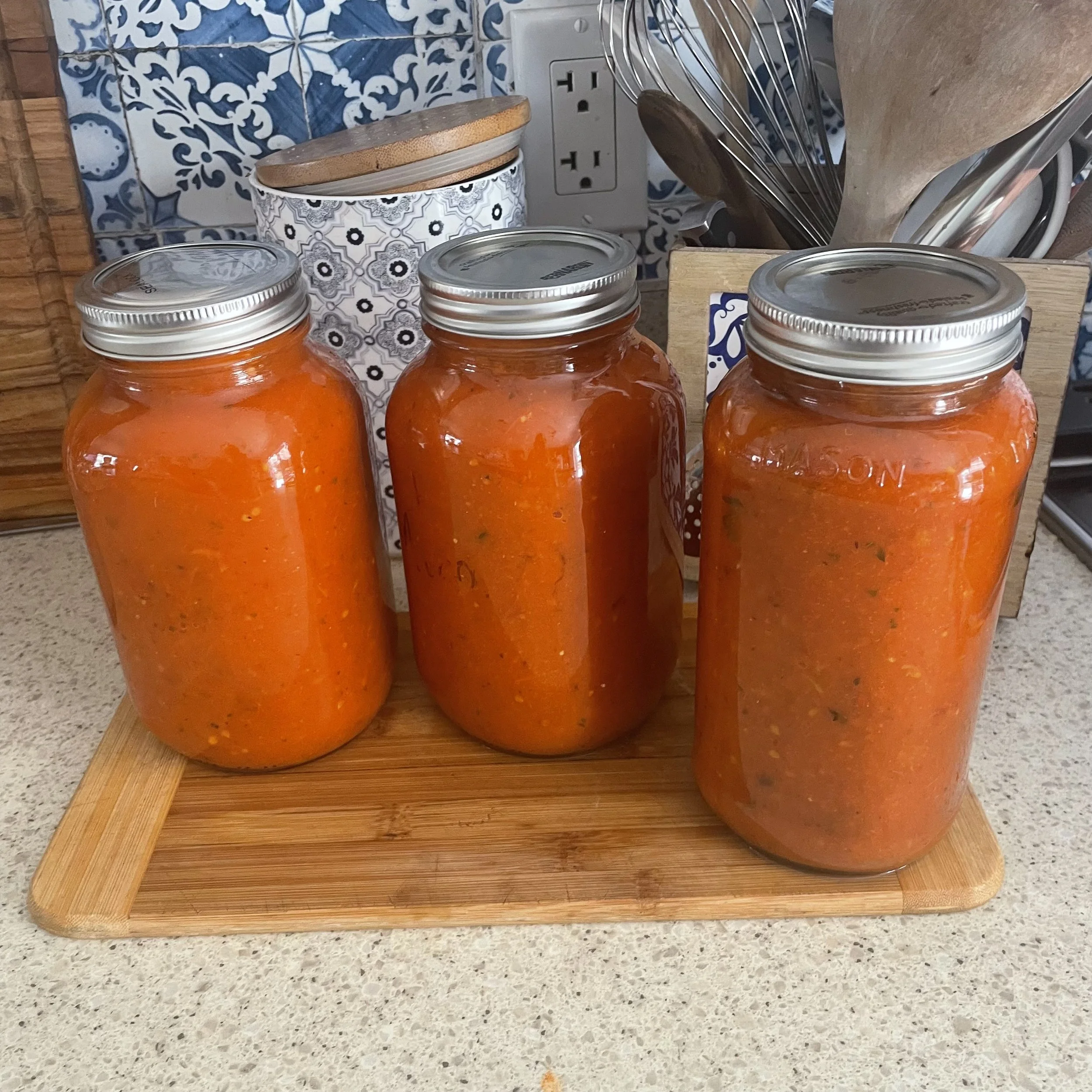 Canned Spicy Tomato Sauce.jpeg
