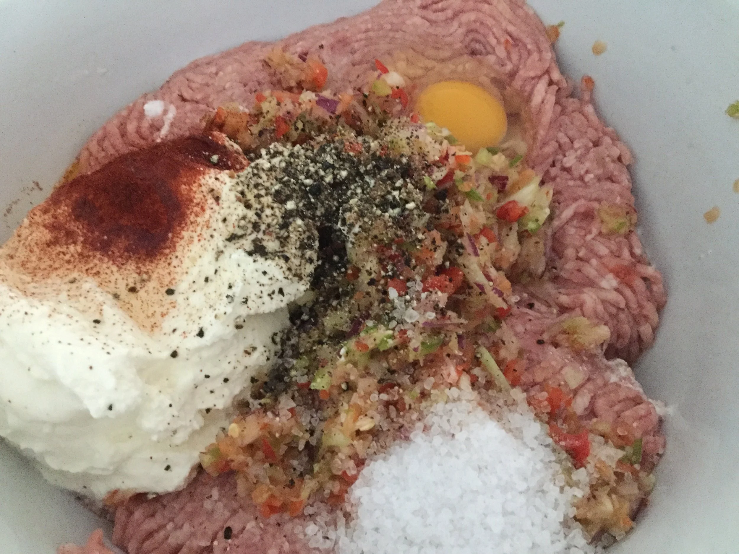 Bacon wrapped meatloaf 1.1.jpg