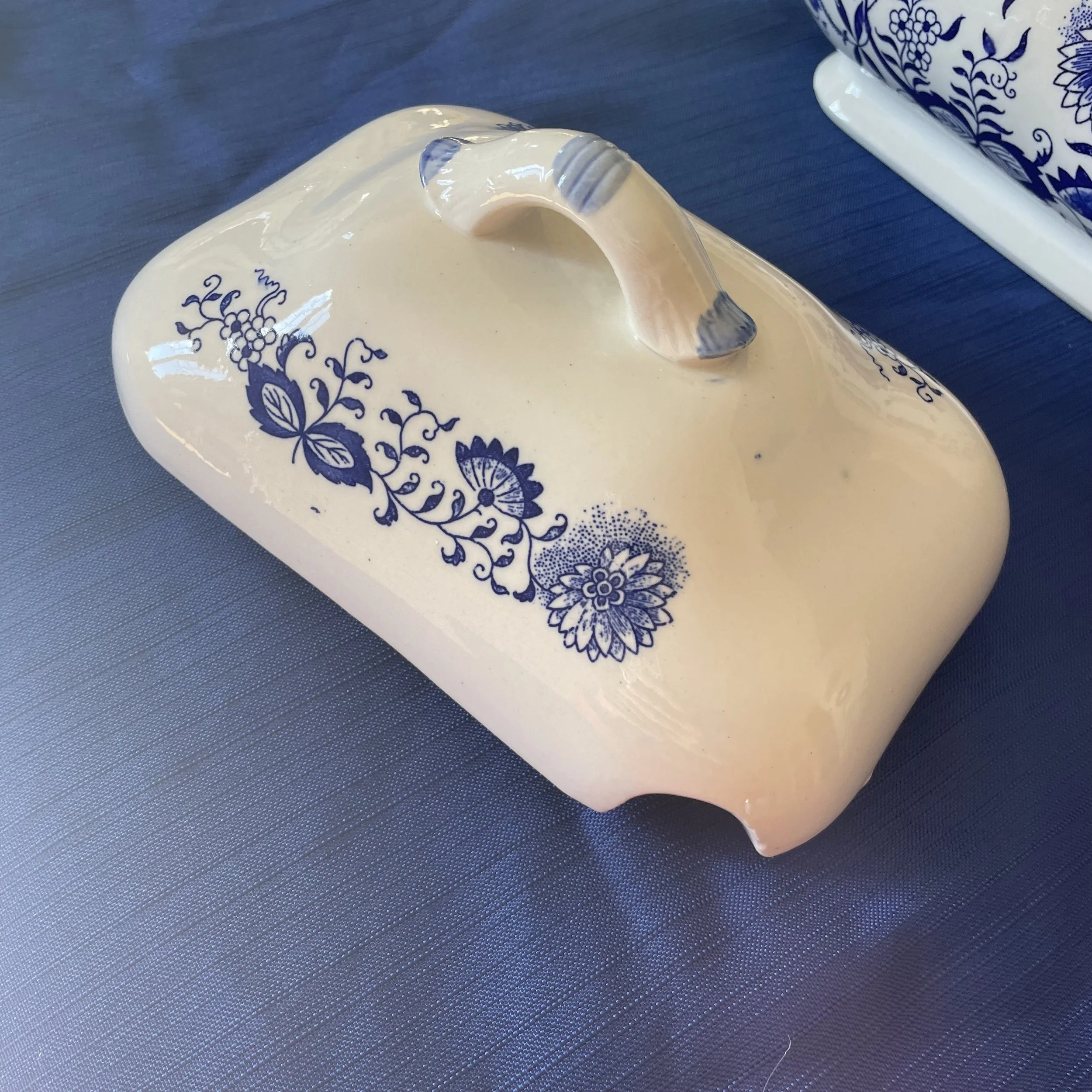 Delft Blue and White Floral Large Ceramic Tureen 5.jpeg