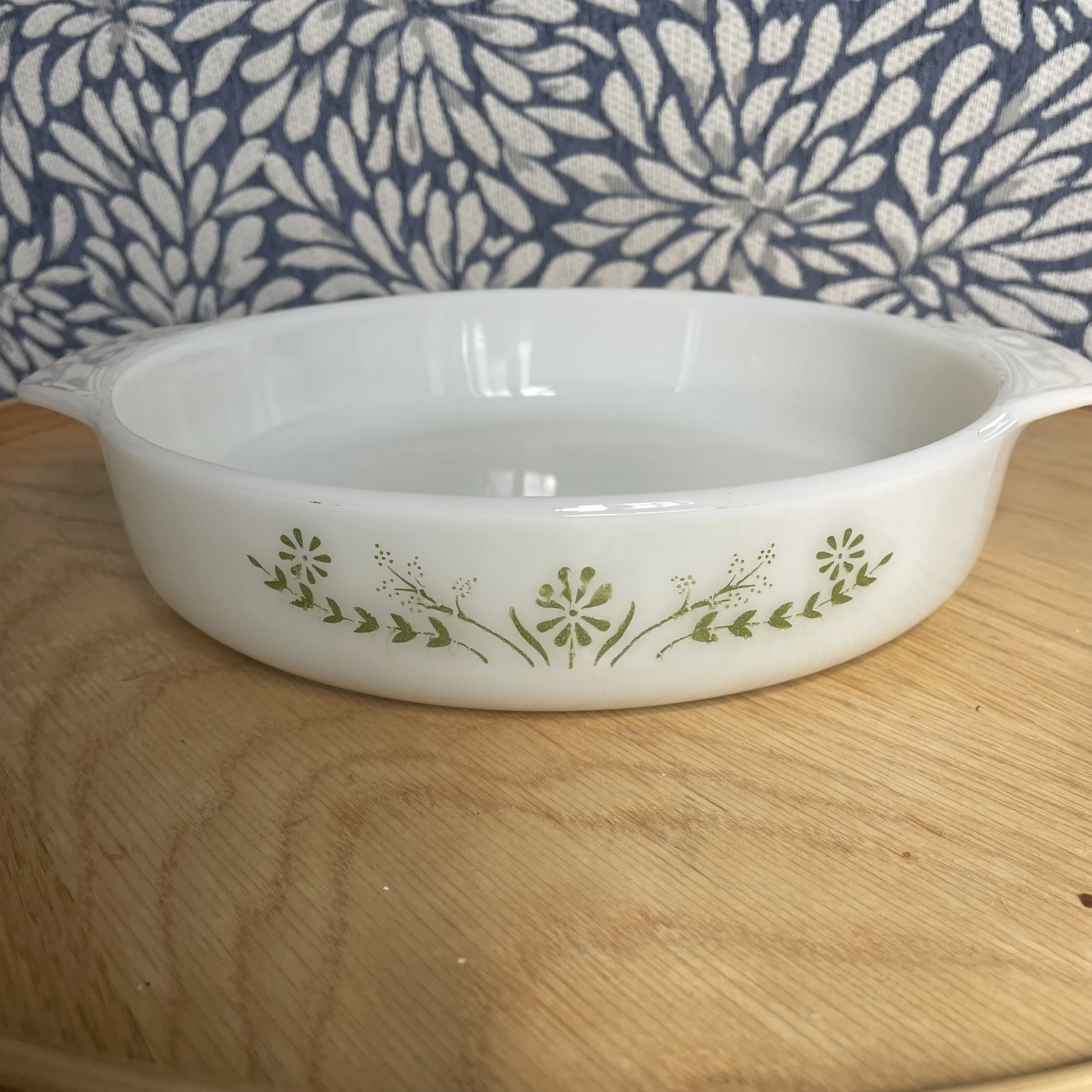 Round Green Daisy 3.jpeg