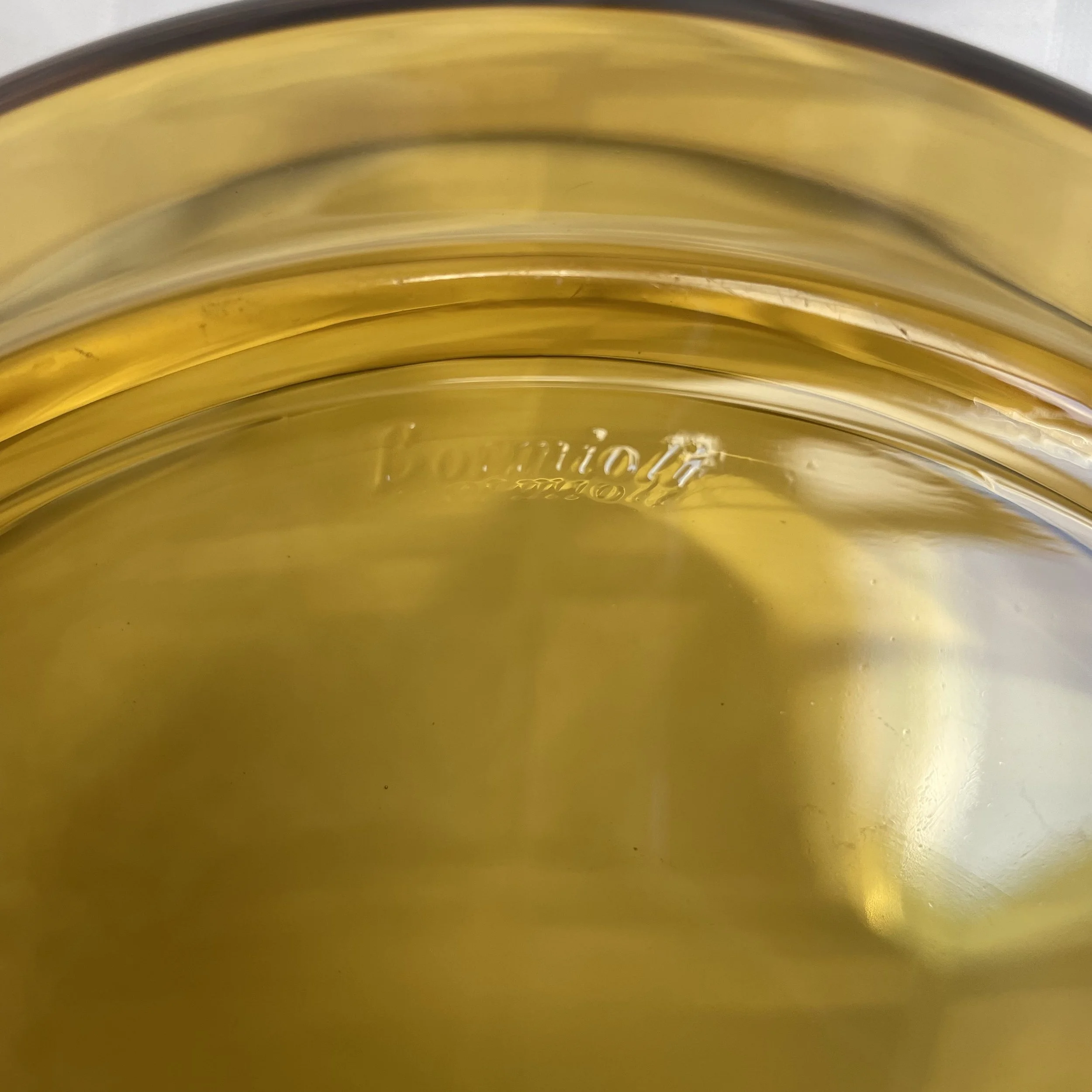 amber glass serving bowl 5.jpeg
