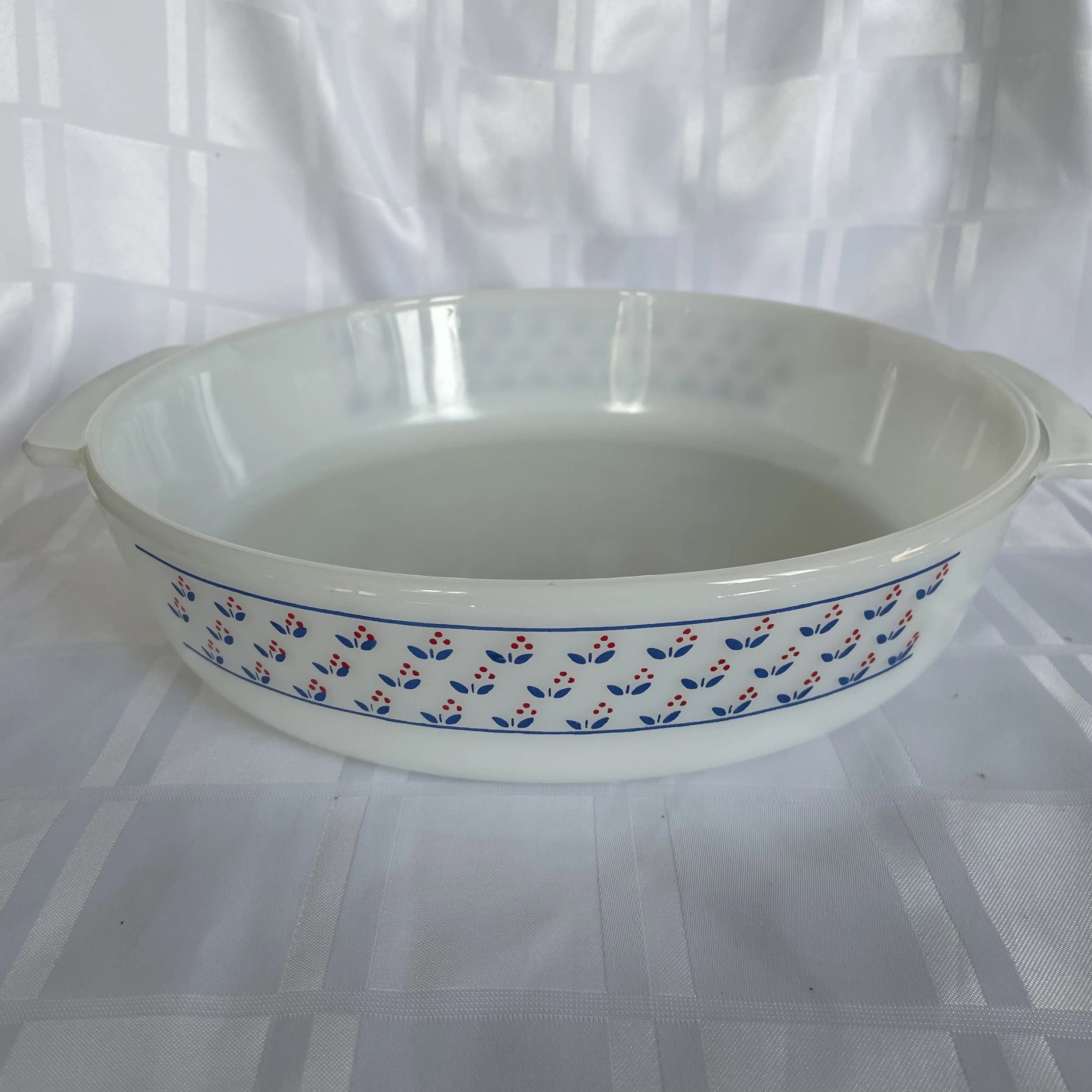 Vintage Pyrex Brittany Blue 2.jpeg