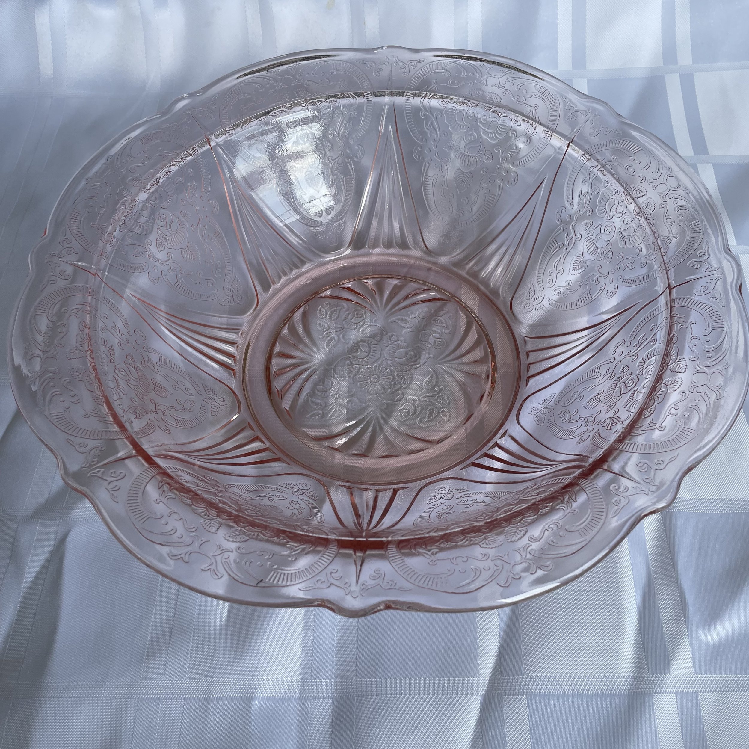 depression glass fruit bowl 4.jpeg