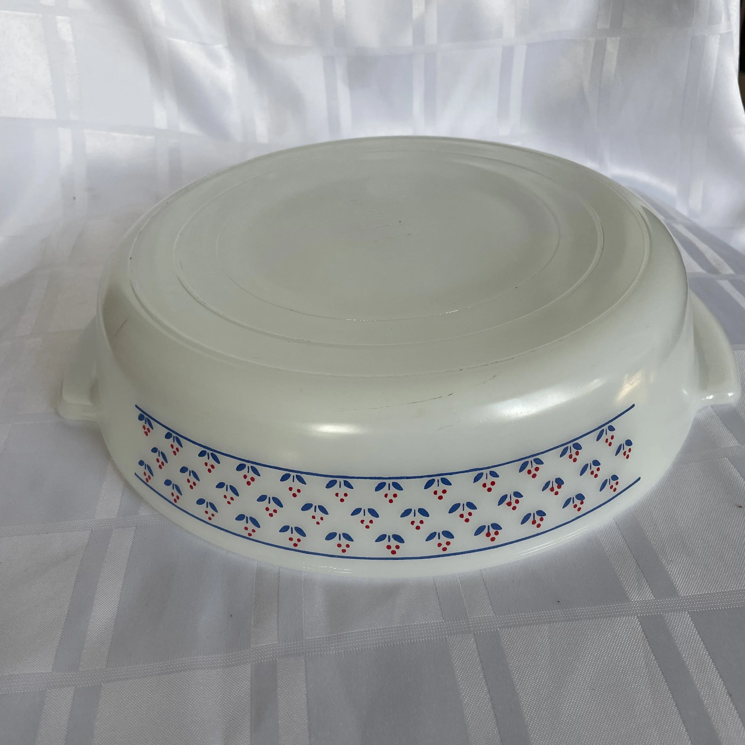 Vintage Pyrex Brittany Blue 6.jpeg