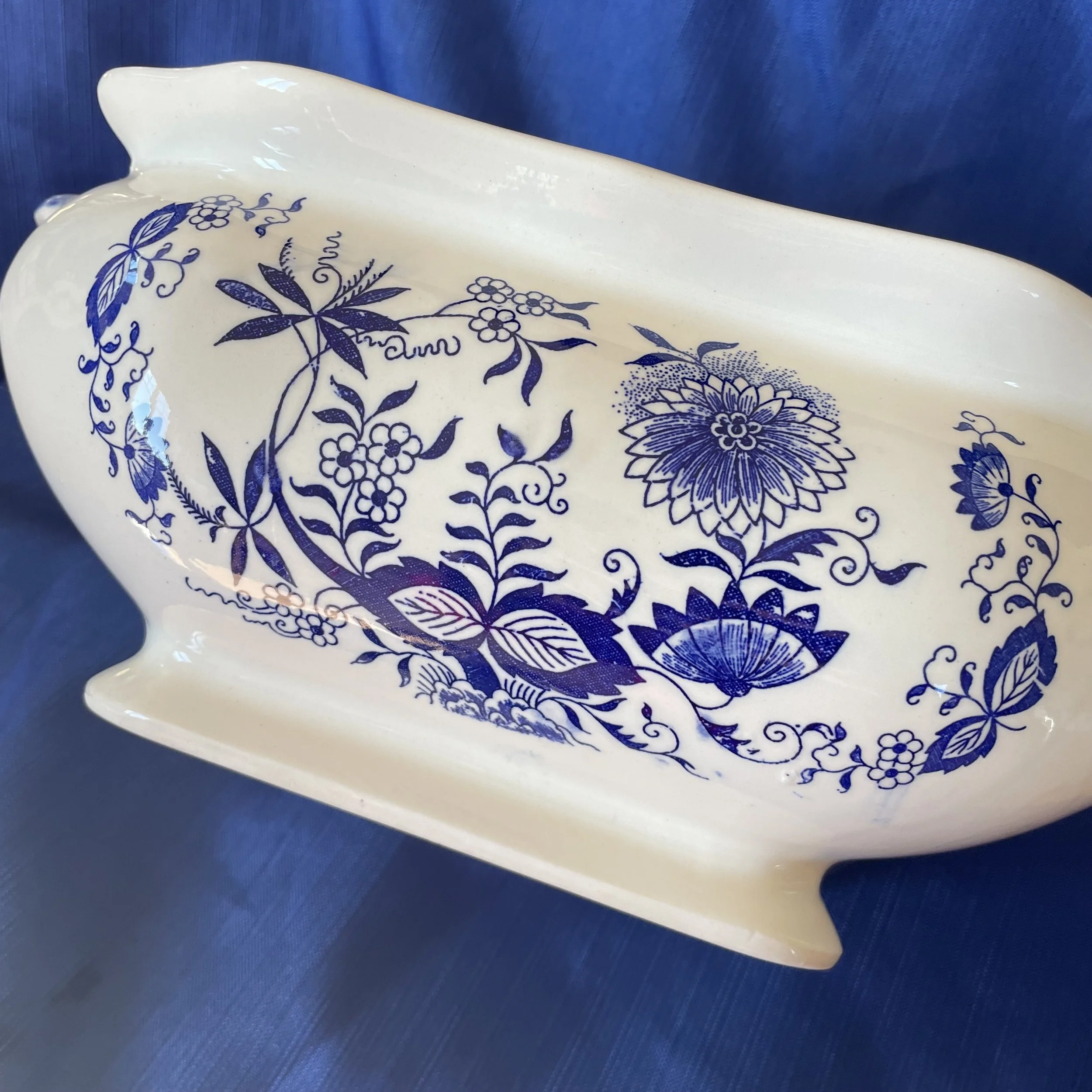 Delft Blue and White Floral Large Ceramic Tureen 6.jpeg