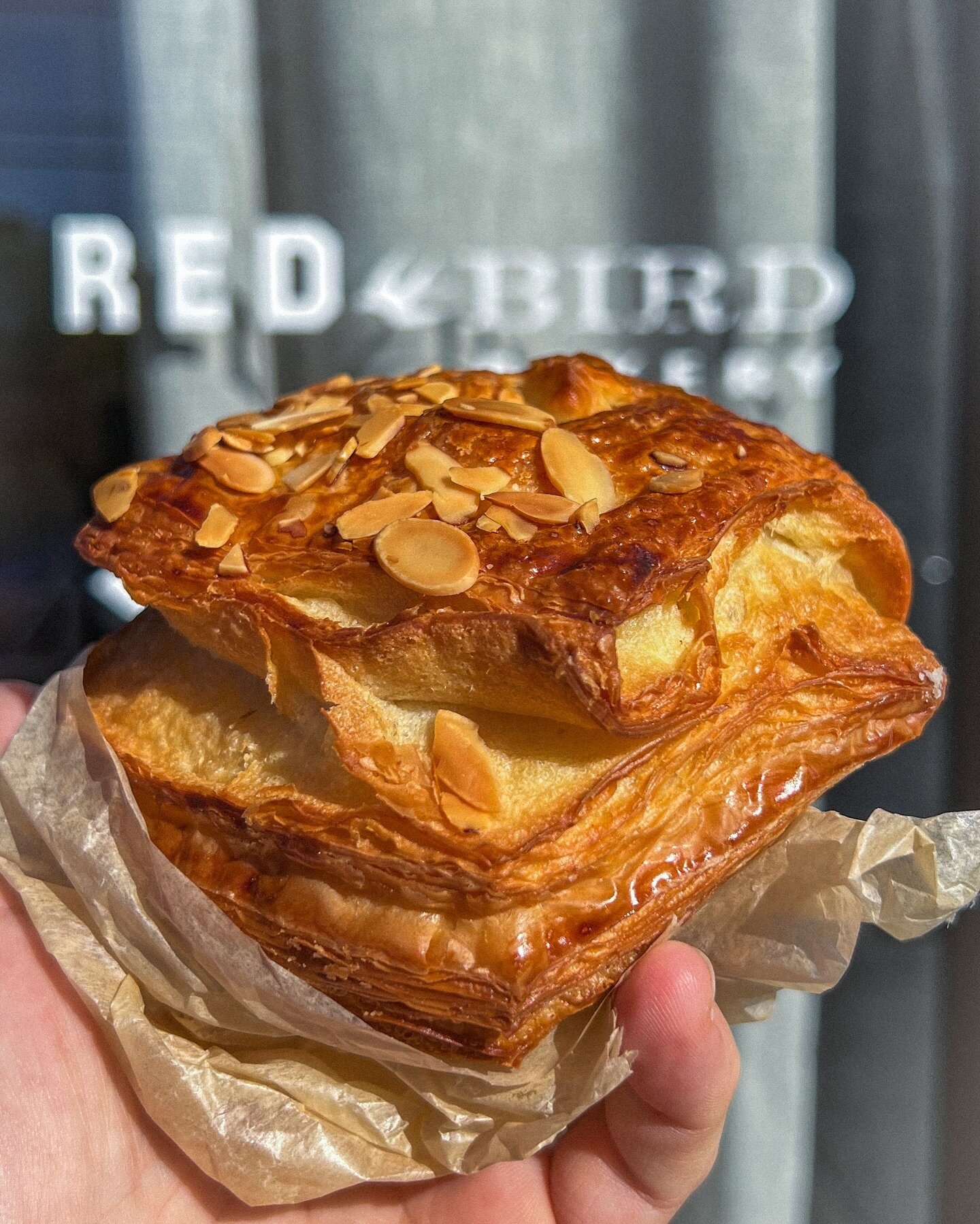 Our Almond Croissants Will Be The Sunshine That You Need on This Gloomy Tuesday! 🌤️🥐💕