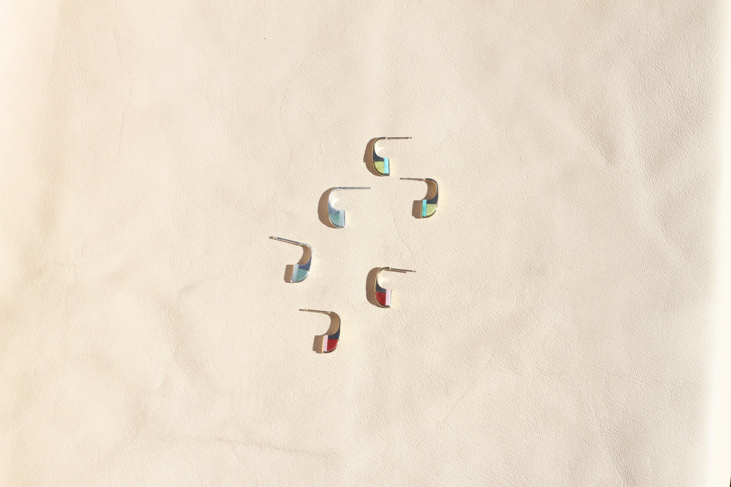 6894E9EF-D872-4176-9F78-F02E2C593DC4