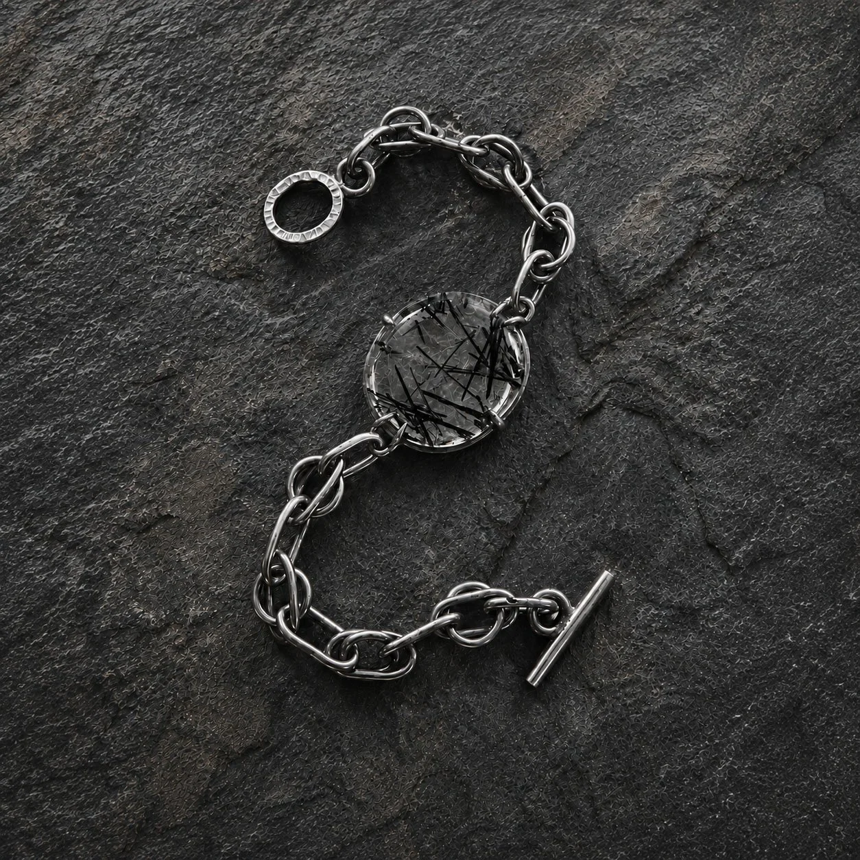 _0009_Dione+-+Black+Chain+Bracelet+2.jpg