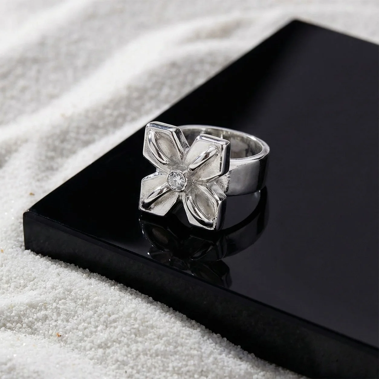_0013_Fiore - Silver Ring 2.jpg