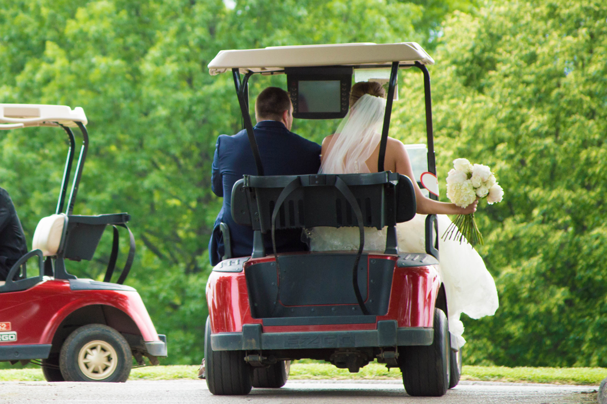 Peak Wedding on the green!