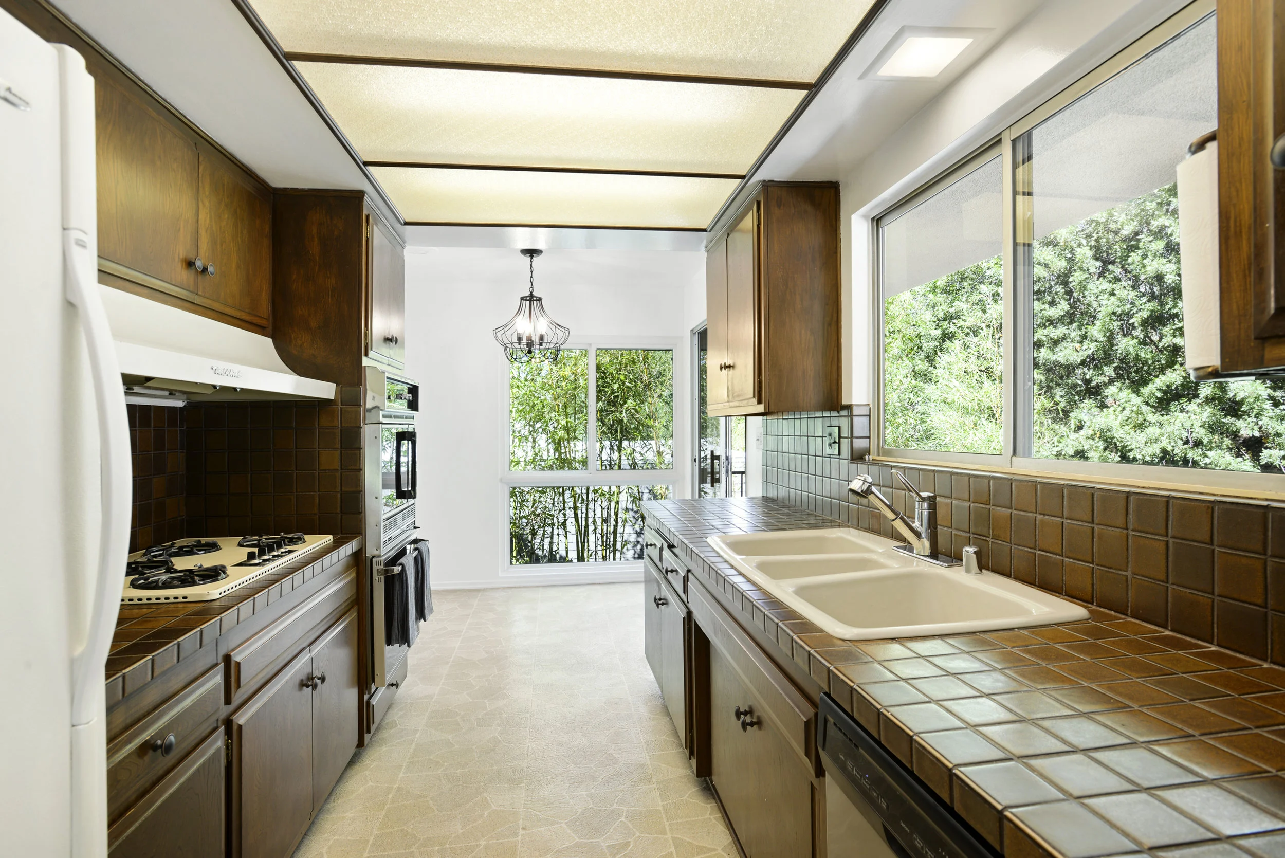 16986_Escalon_014.jpg