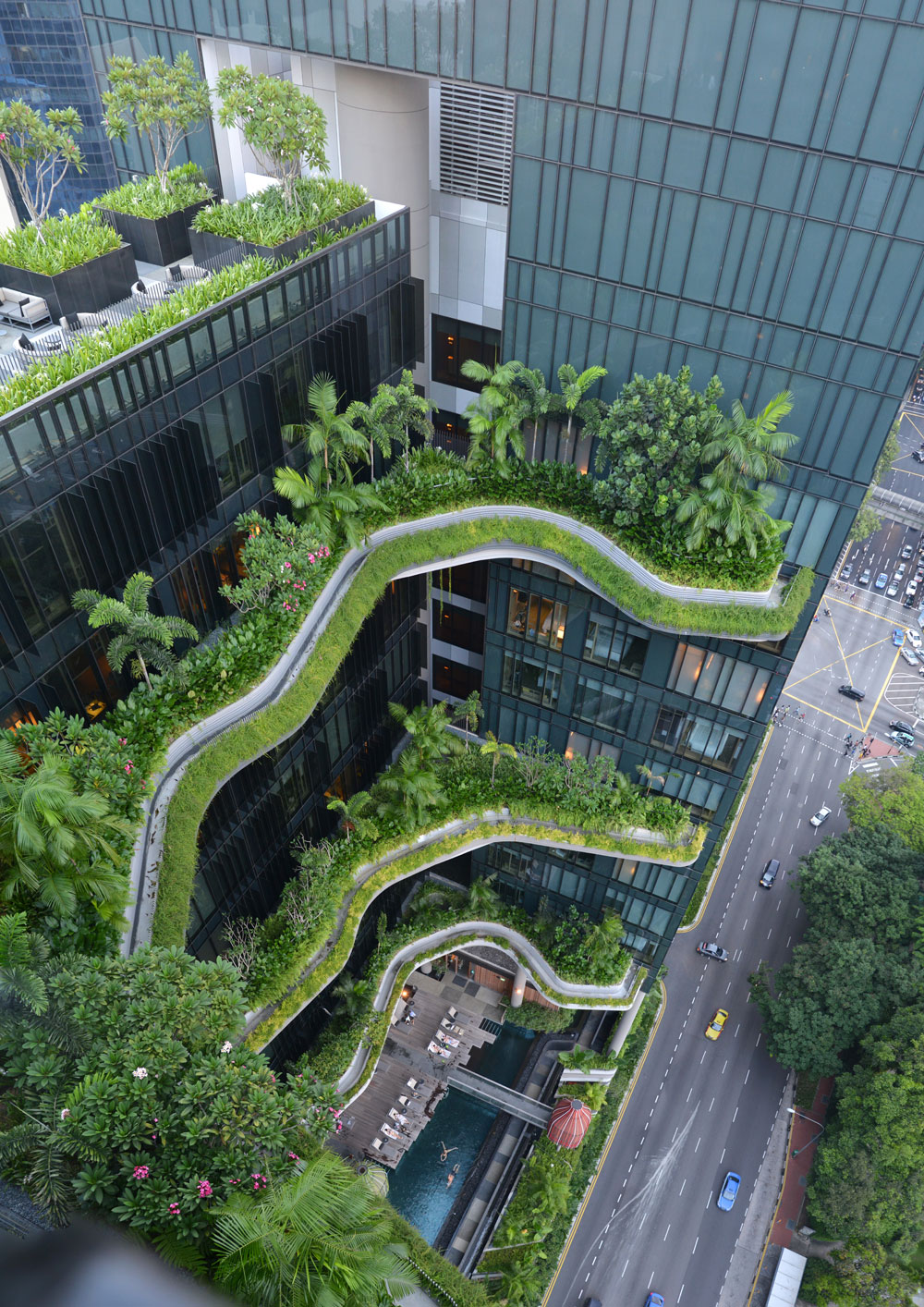 Park Royal, a hotel in the heart of Singapore is one of the most awarded works designed by Fanklin Po and his multidisciplinary team. Photo: PODesign / Tierra Design